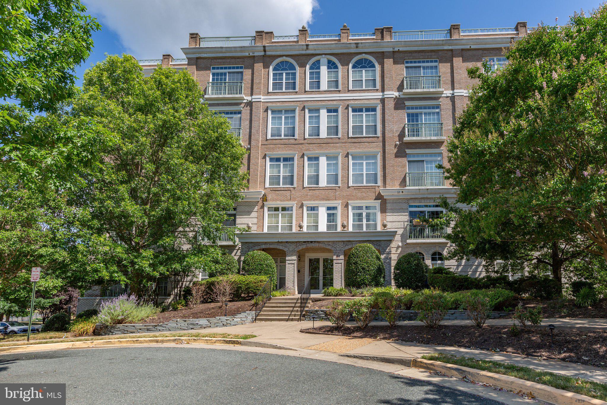 RIVER CLUB 1 AT BELMONT - Residential