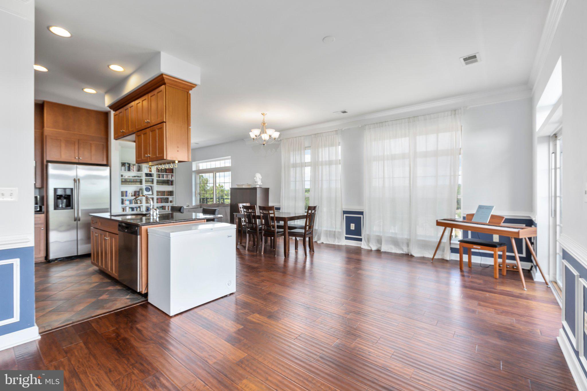 RIVER CLUB 1 AT BELMONT - Residential