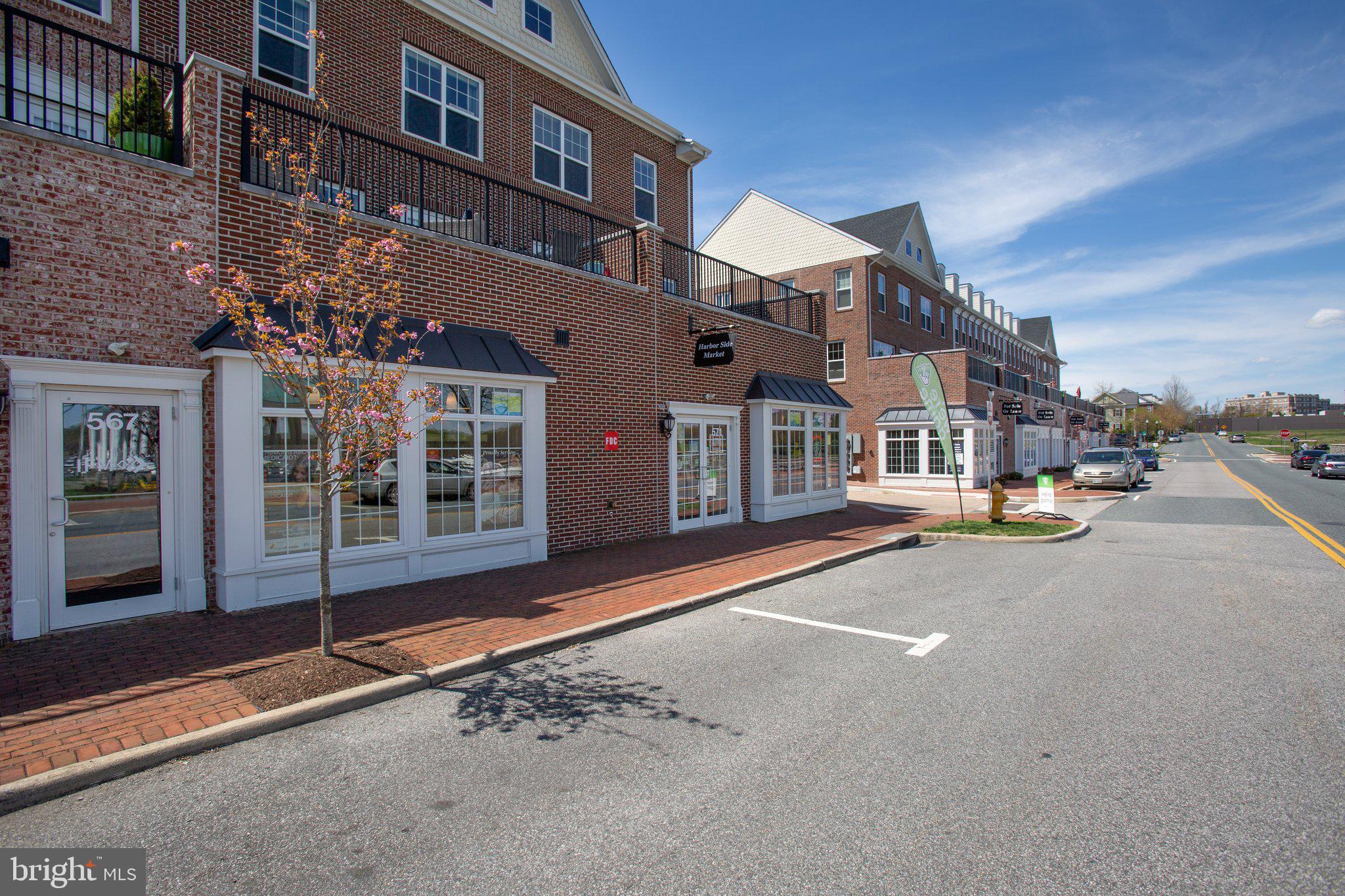 RIVER CLUB 1 AT BELMONT - Residential