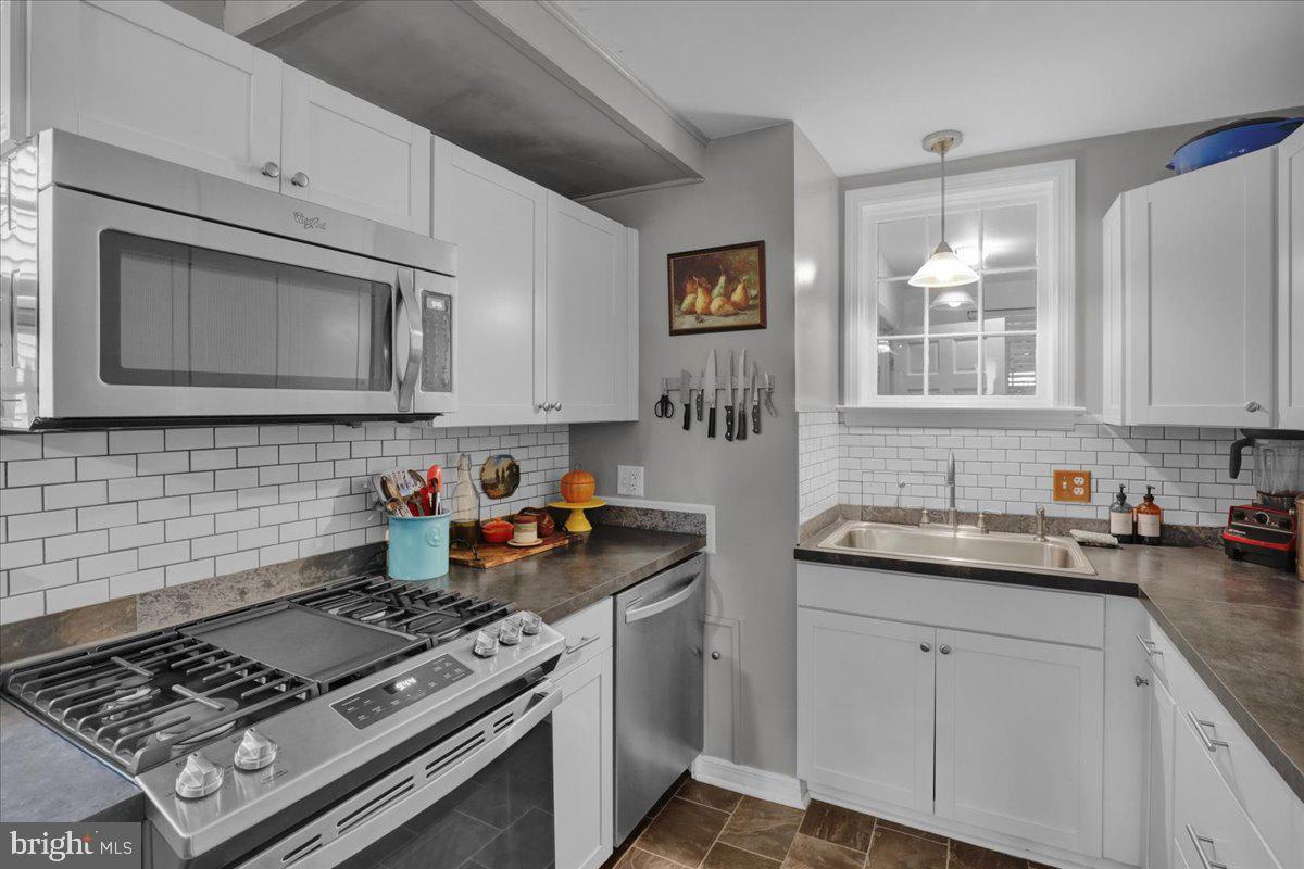 ANNVILLE - Residential