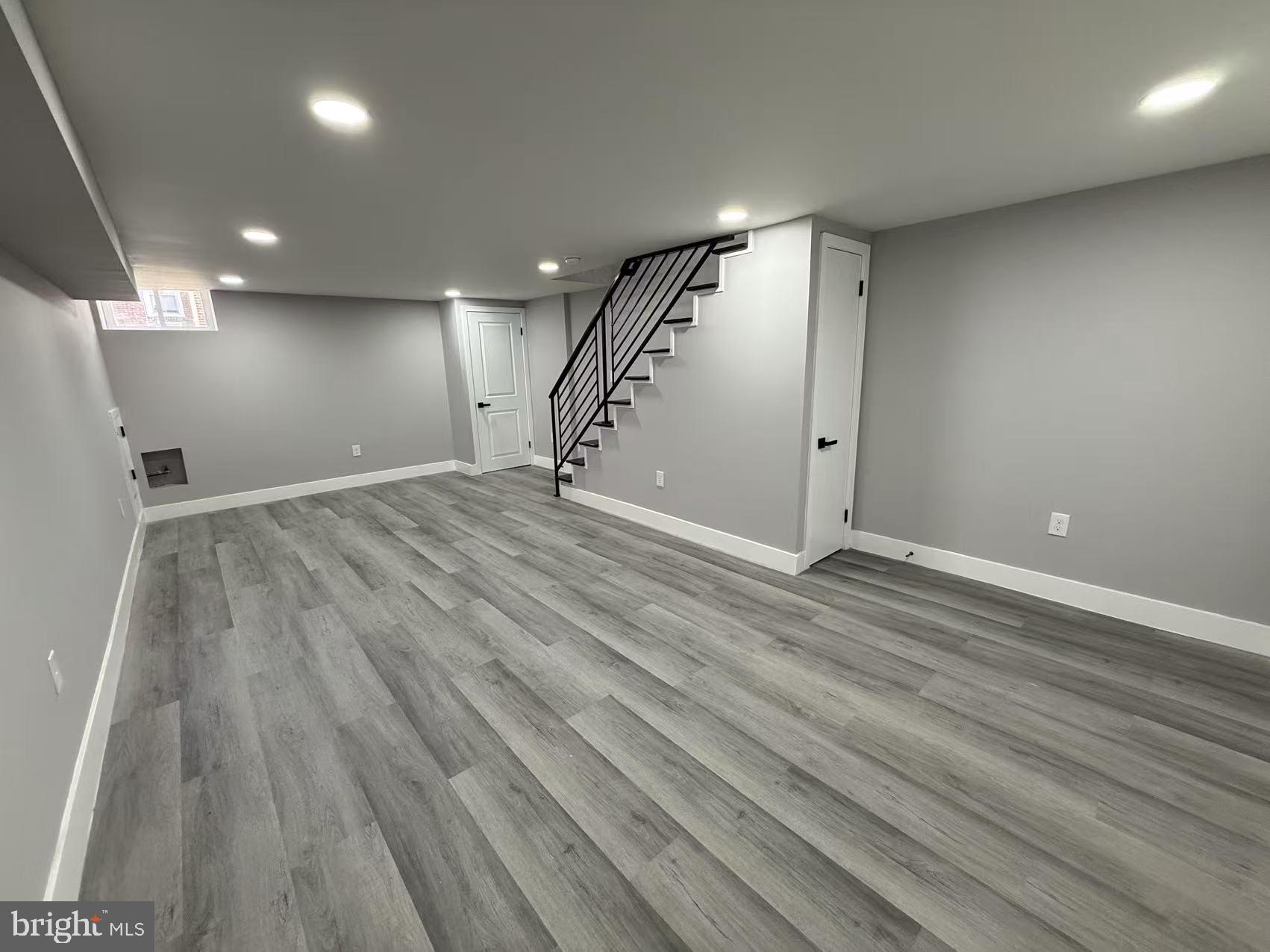 WHITMAN - Residential