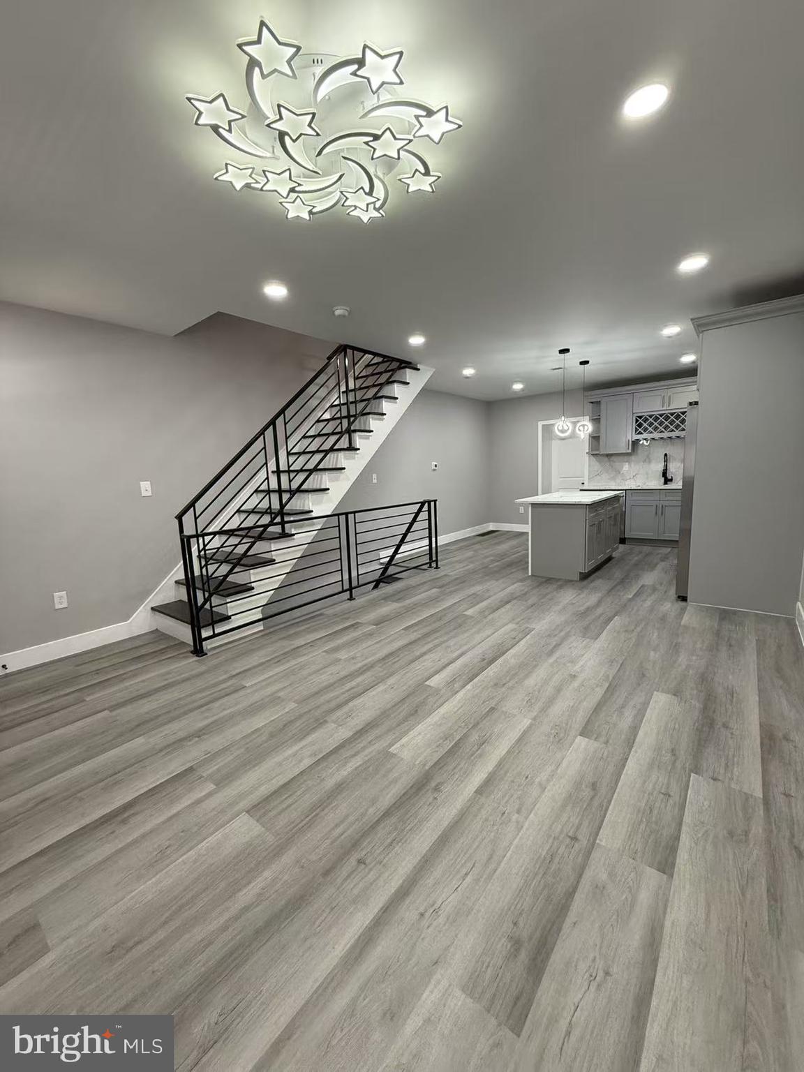 WHITMAN - Residential