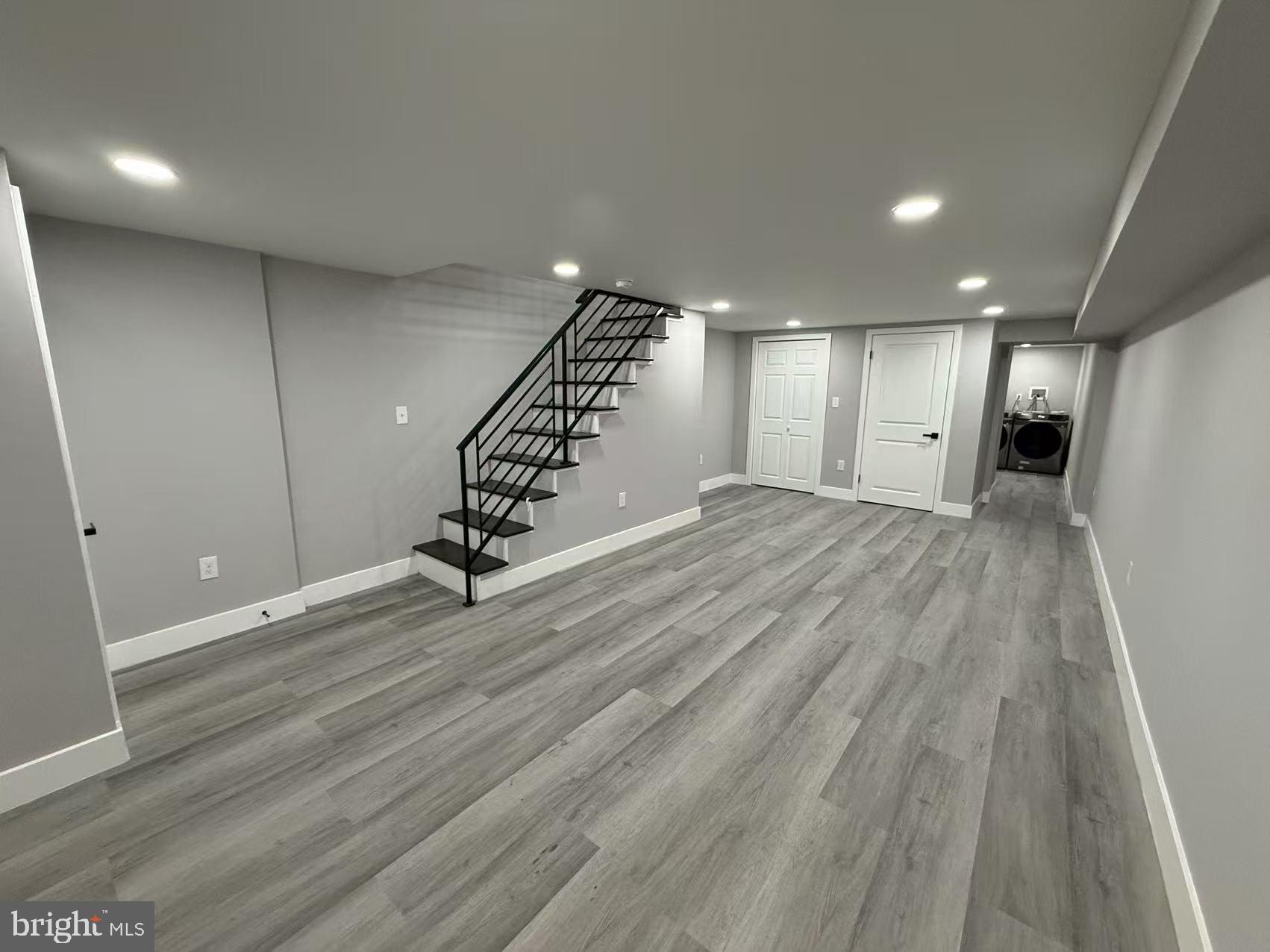 WHITMAN - Residential