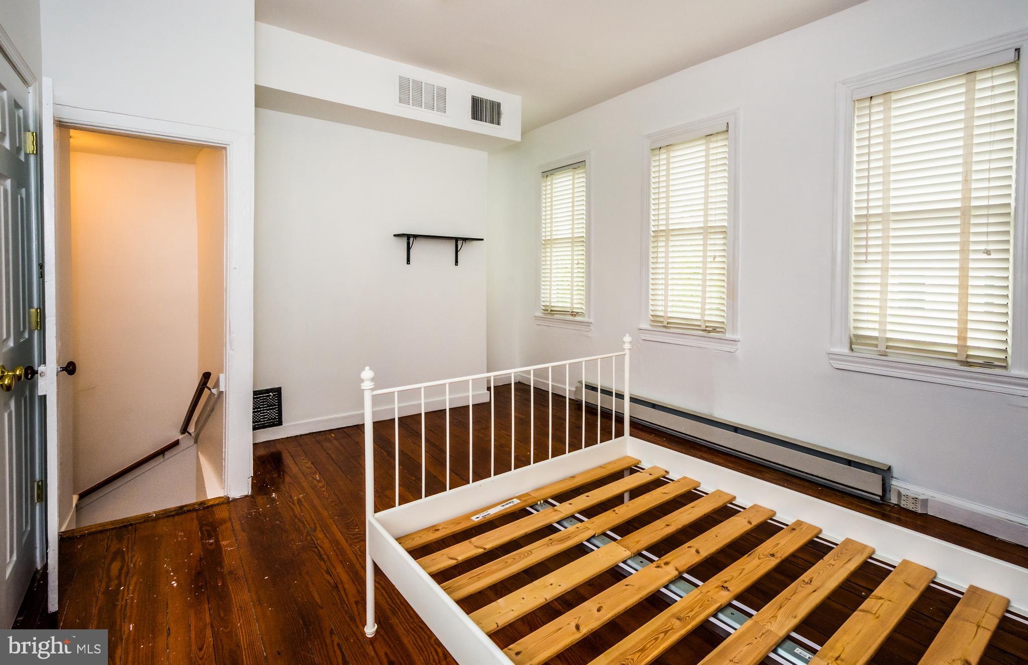 FEDERAL HILL HISTORIC DISTRICT - Residential Lease