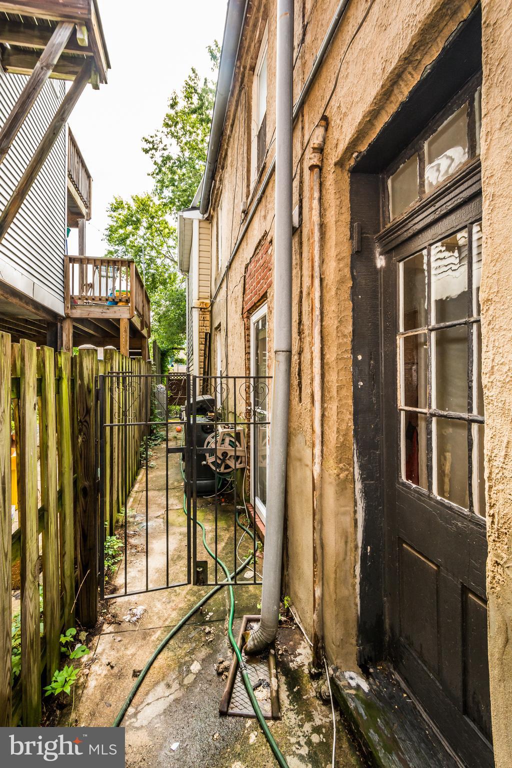 FEDERAL HILL HISTORIC DISTRICT - Residential Lease