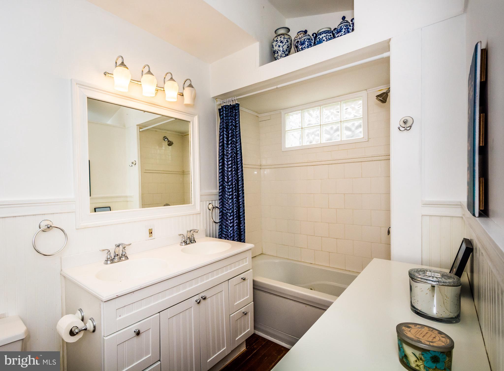 FEDERAL HILL HISTORIC DISTRICT - Residential Lease