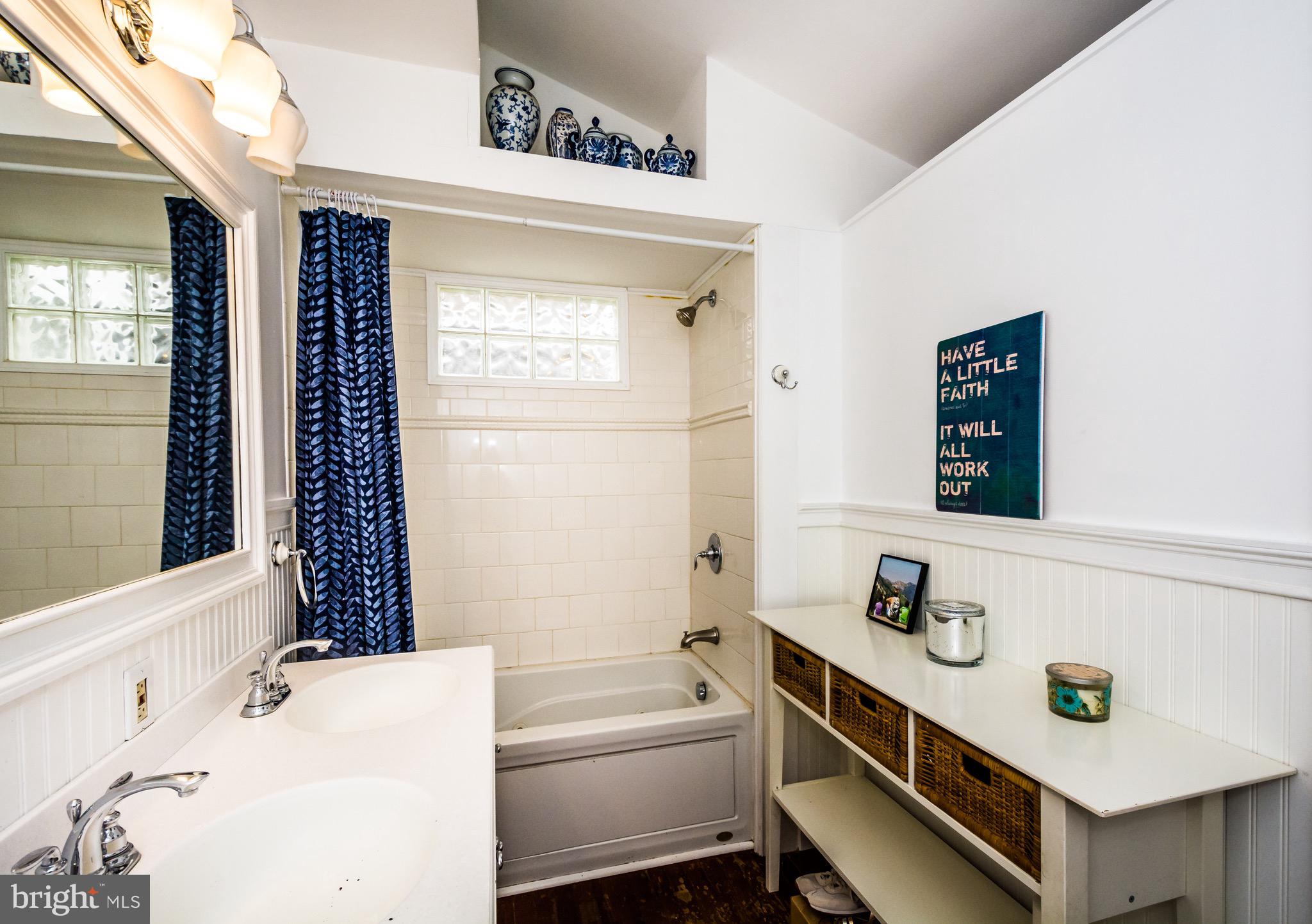FEDERAL HILL HISTORIC DISTRICT - Residential Lease