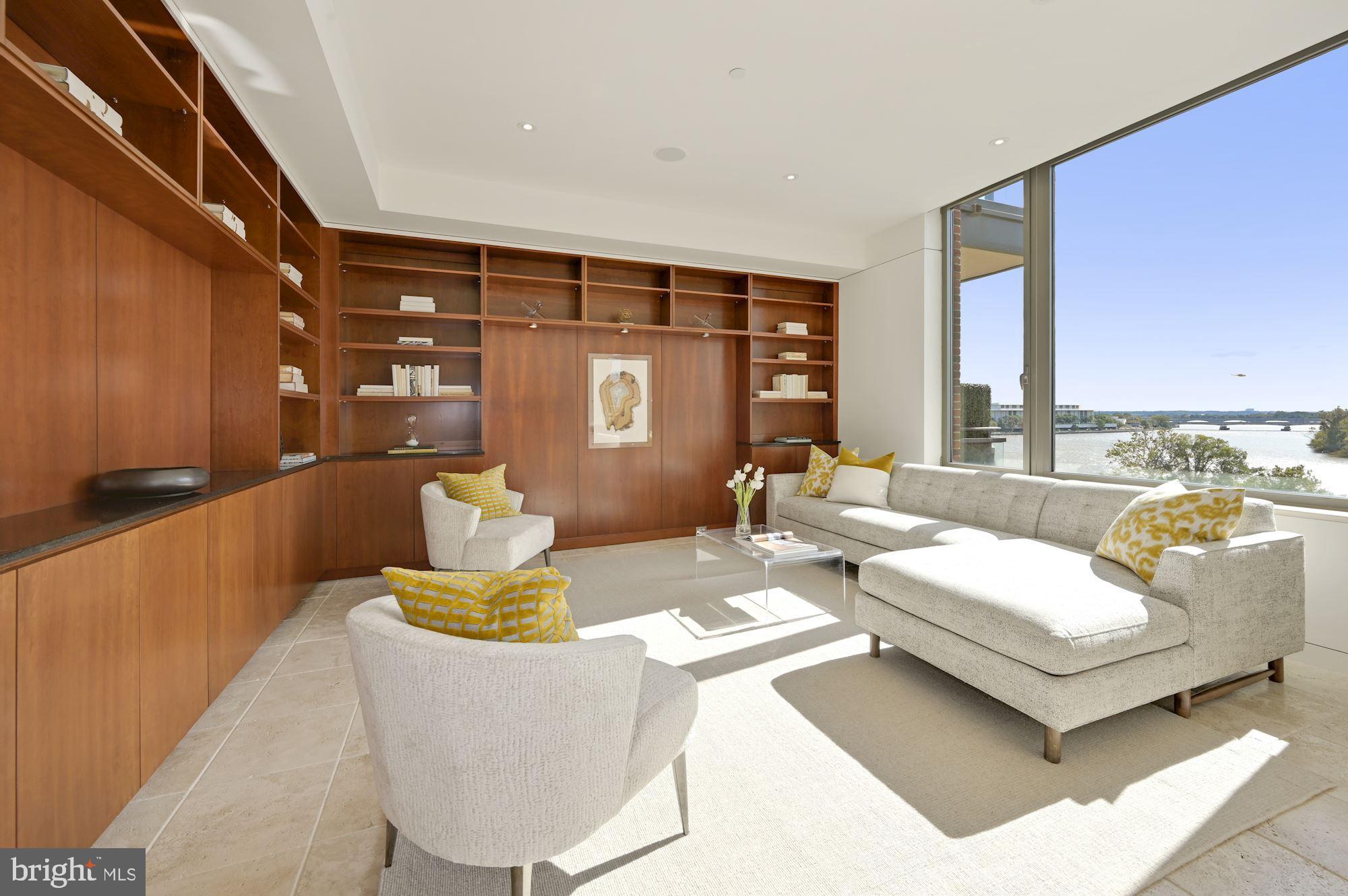 GEORGETOWN - Residential