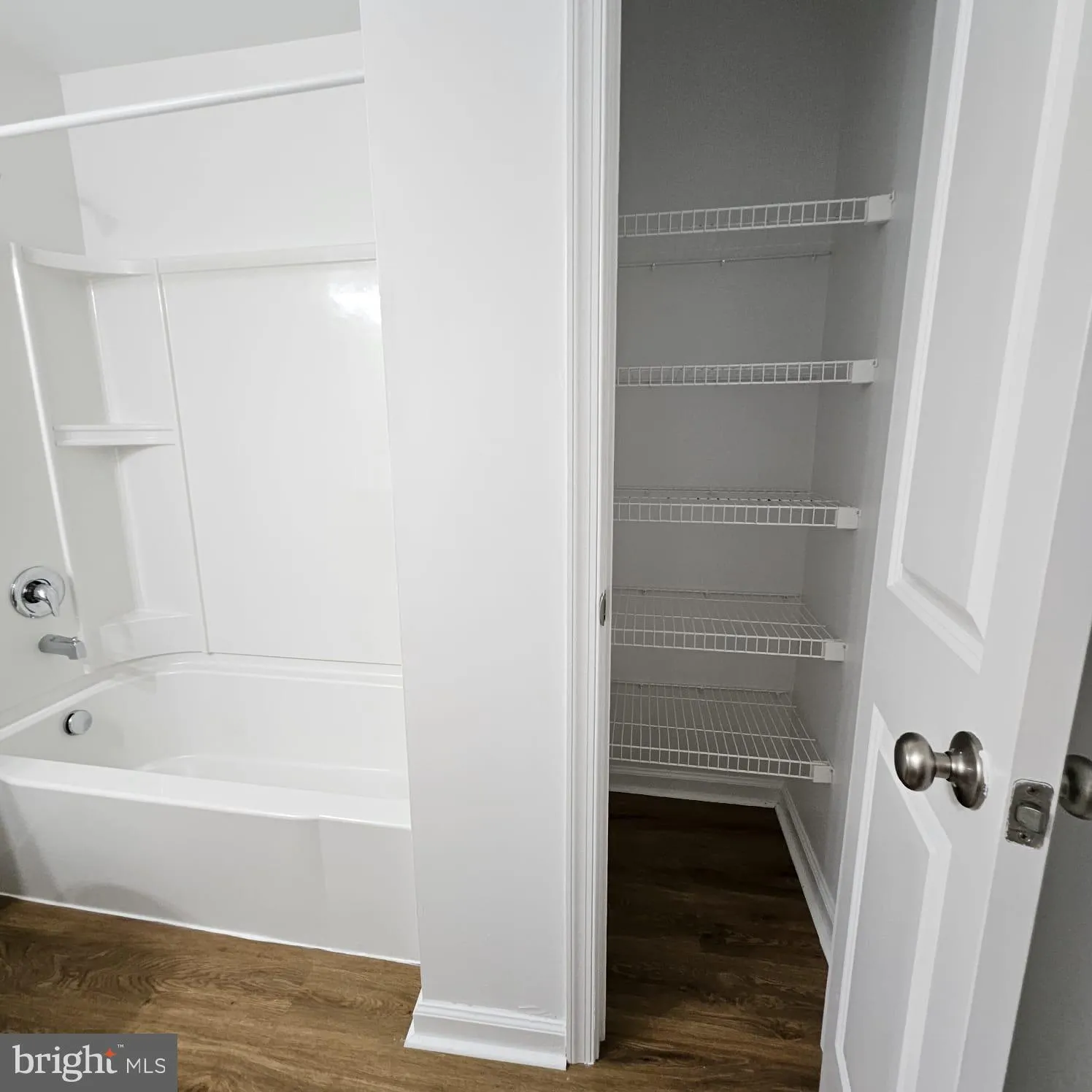 Florence, New Jersey 08518, United States, 3 Bedrooms Bedrooms, ,3 BathroomsBathrooms,Residential,Coming Soon,157497