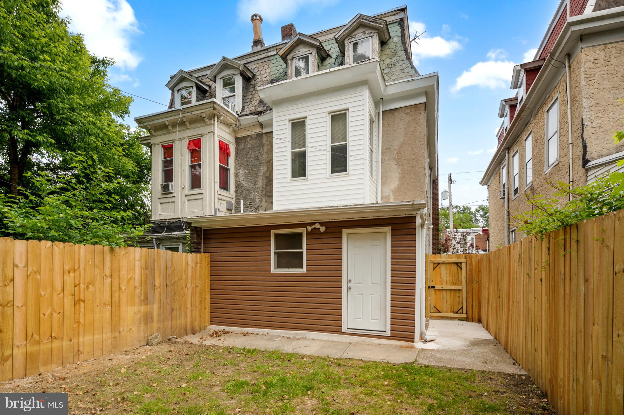 GERMANTOWN - Residential