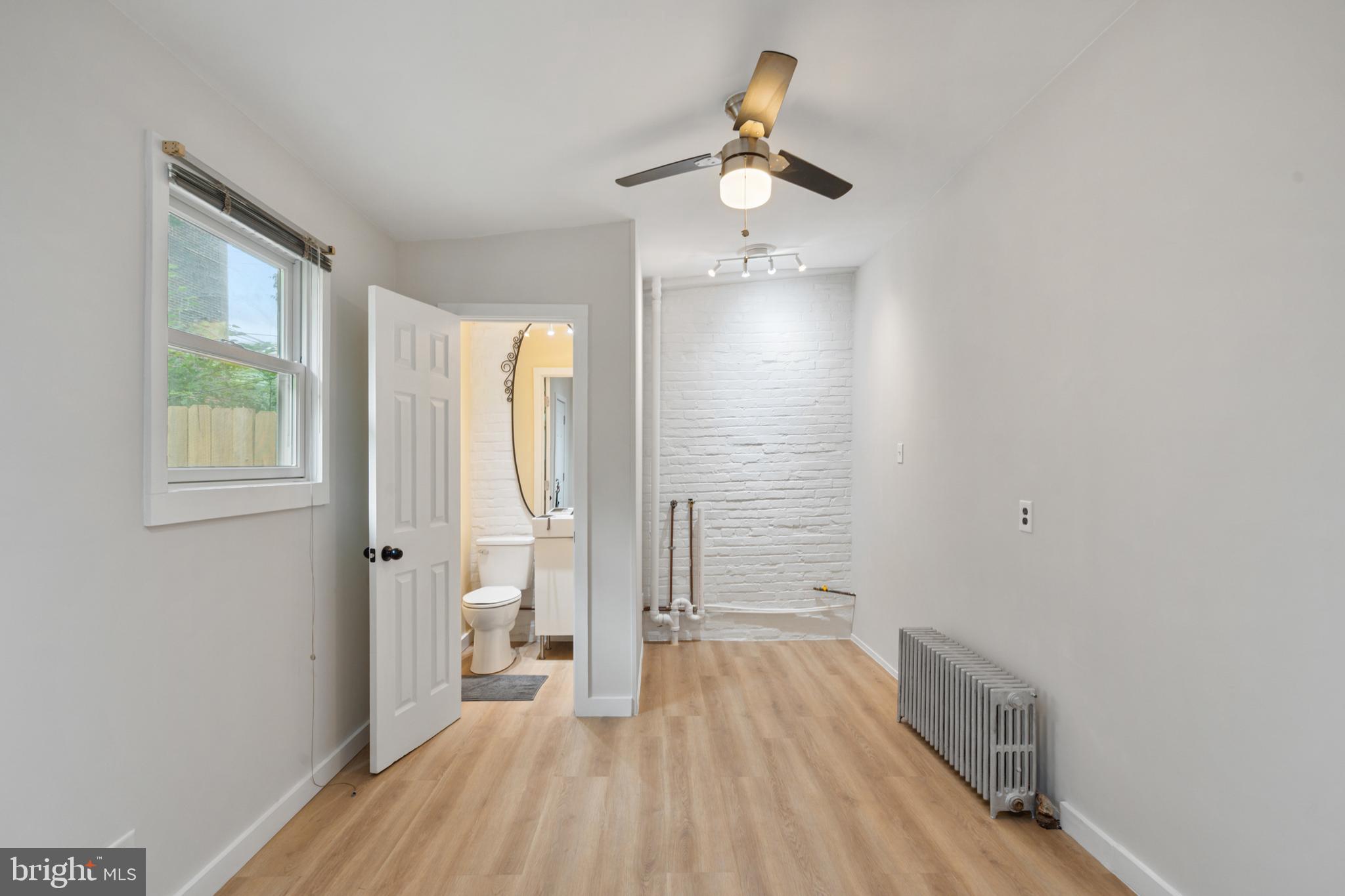 GERMANTOWN - Residential