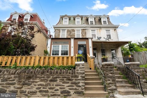 Townhouse For Sale - 107 W Seymour Street<br/> PHILADELPHIA, PA 19144