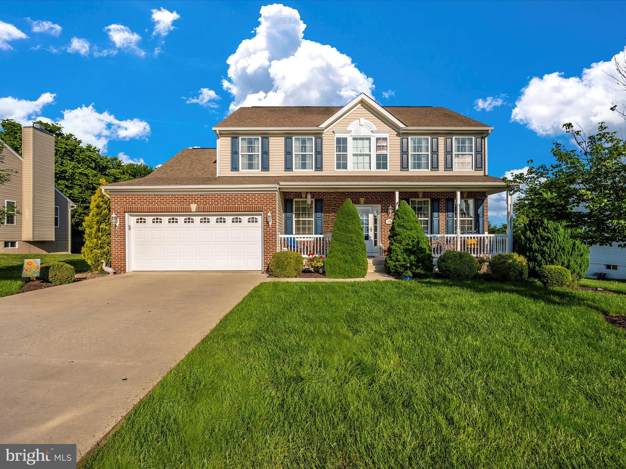 RIVERSIDE VILLAGES - Residential