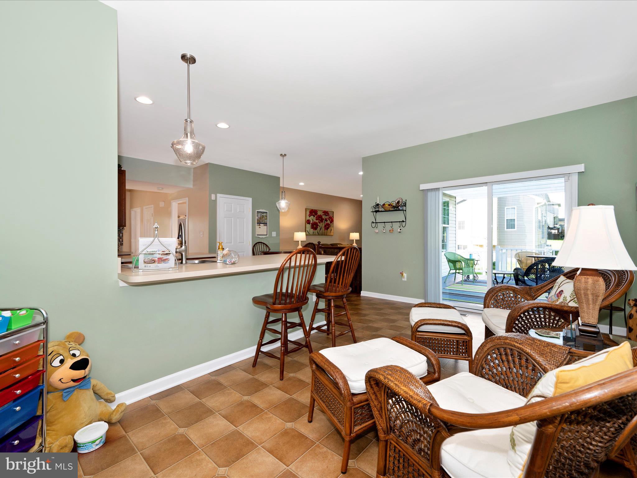 RIVERSIDE VILLAGES - Residential