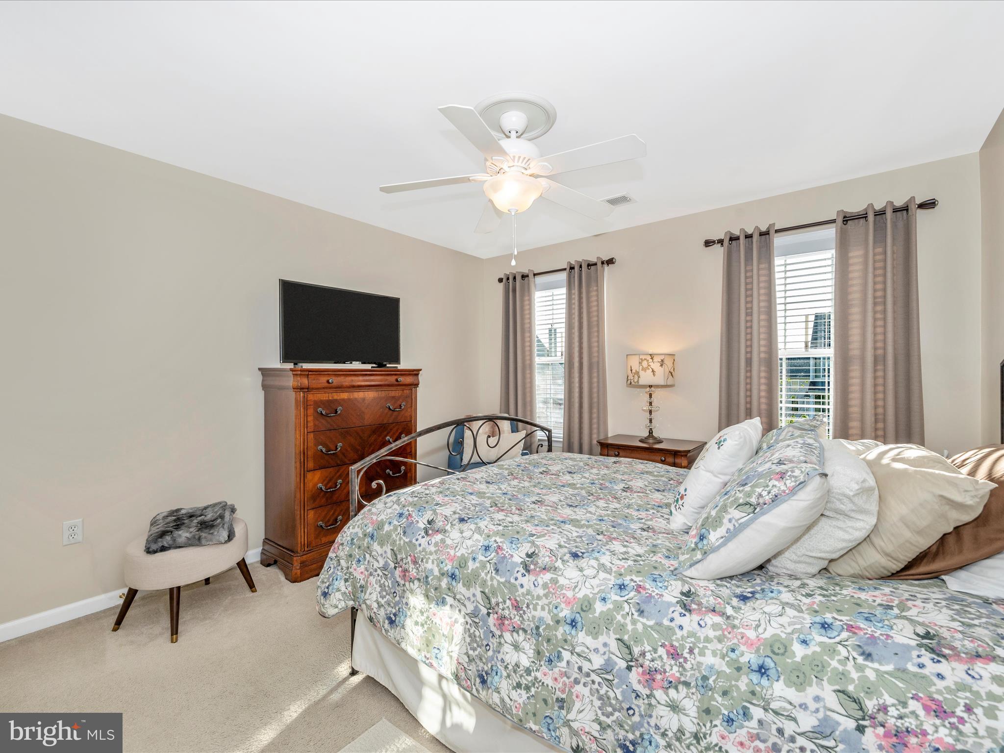 RIVERSIDE VILLAGES - Residential