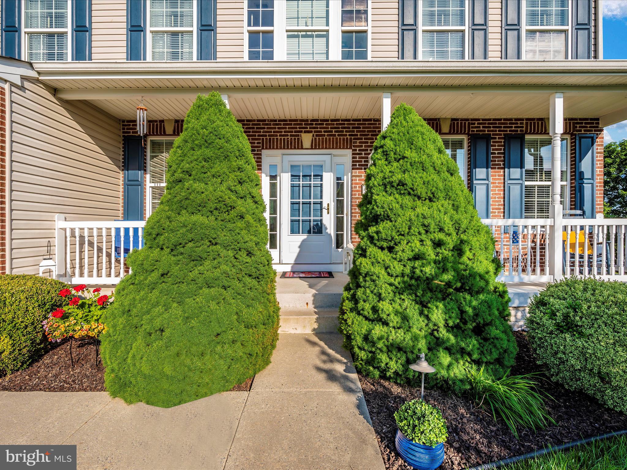 RIVERSIDE VILLAGES - Residential