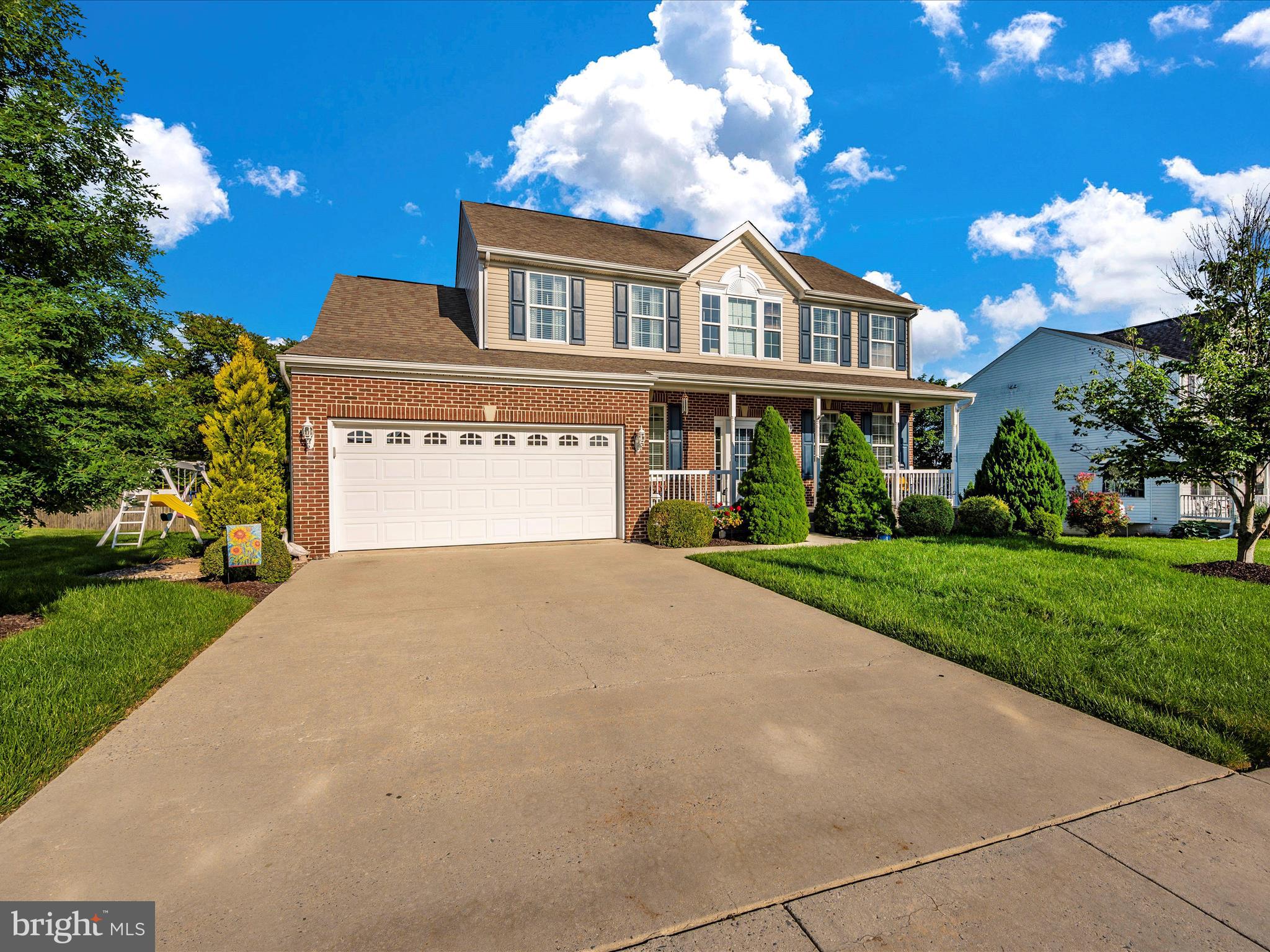 RIVERSIDE VILLAGES - Residential