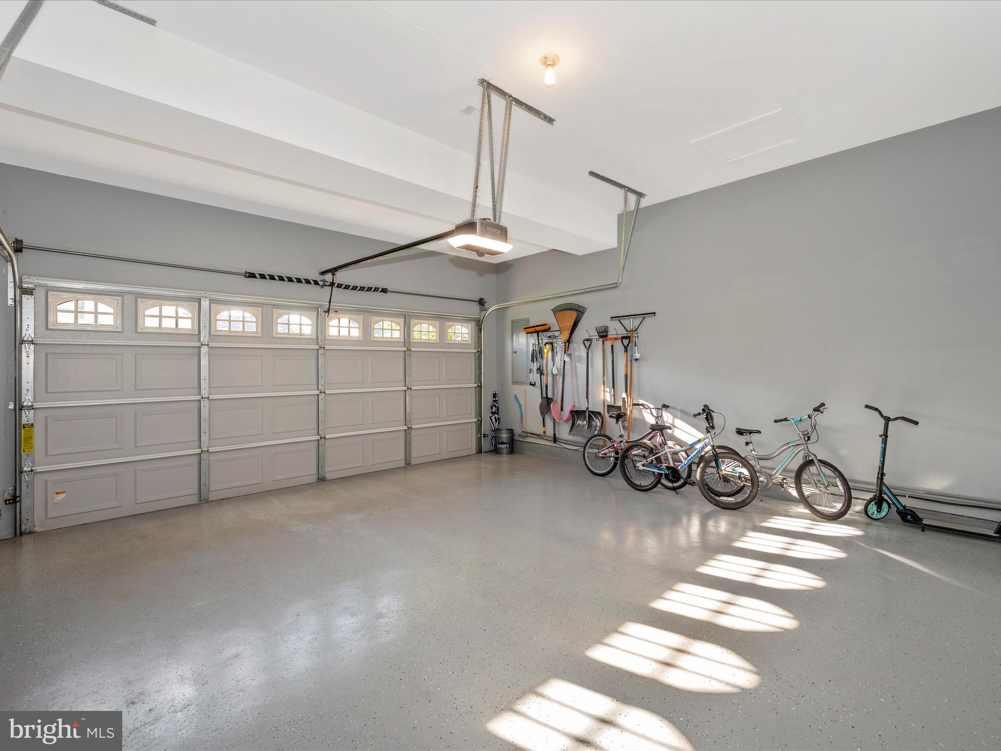 RIVERSIDE VILLAGES - Residential