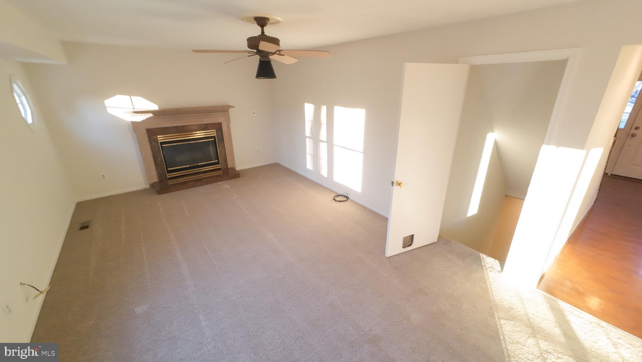 BAY COUNTRY - Residential