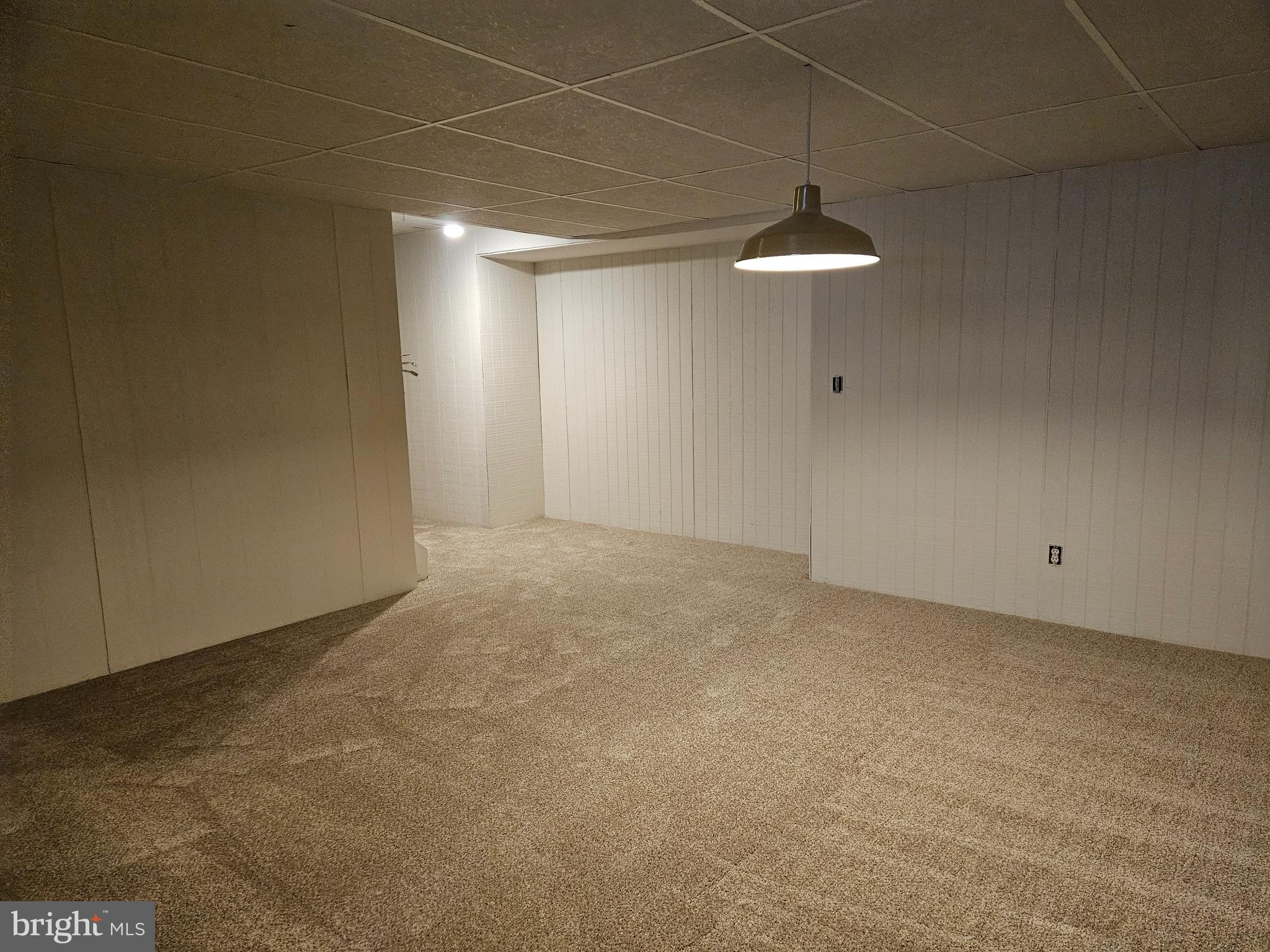 BAY COUNTRY - Residential