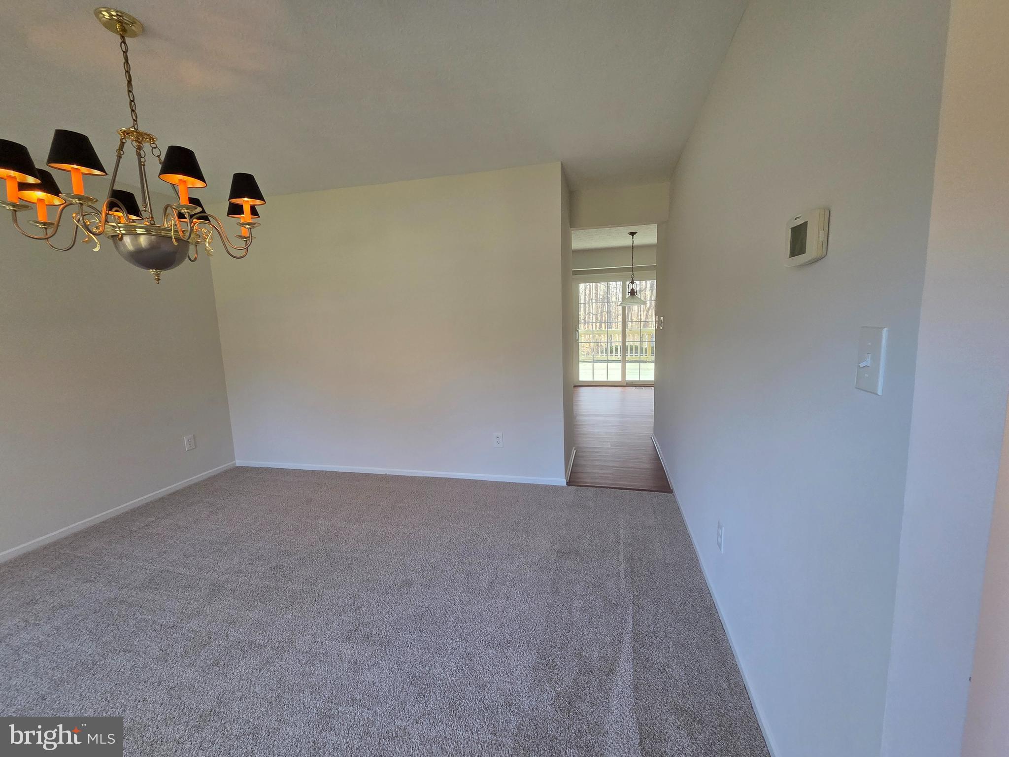 BAY COUNTRY - Residential