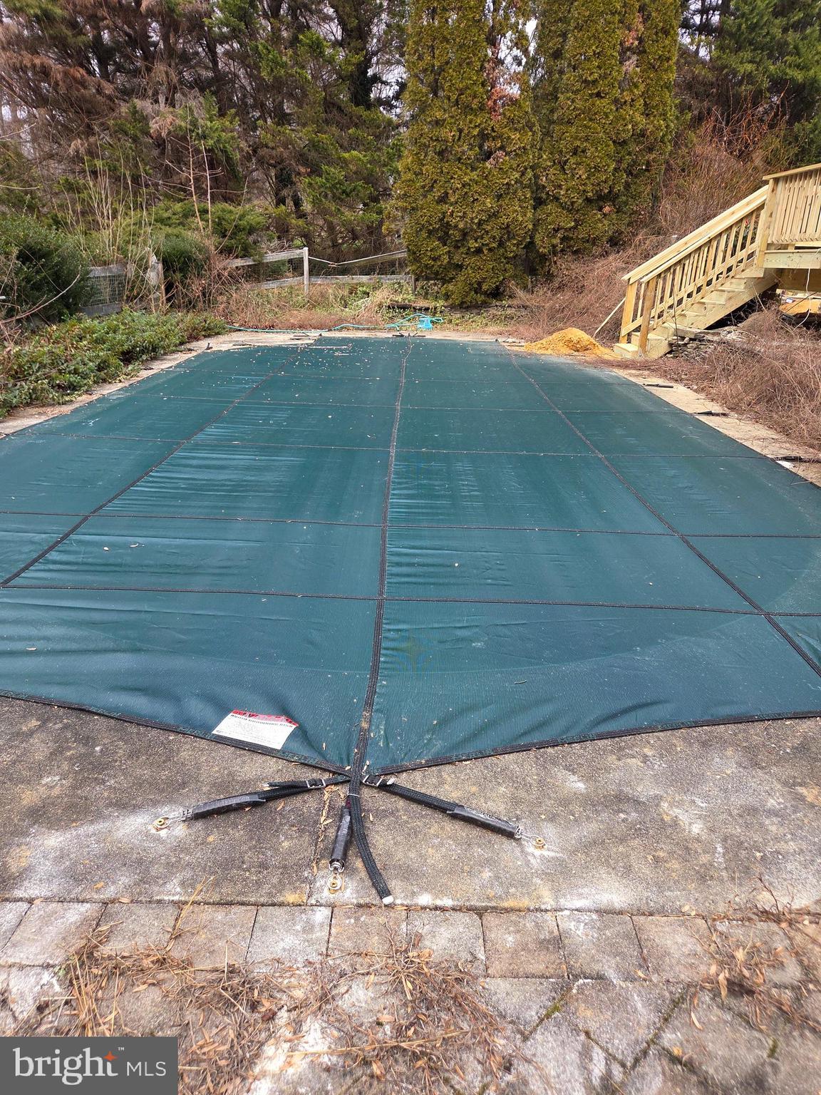 BAY COUNTRY - Residential