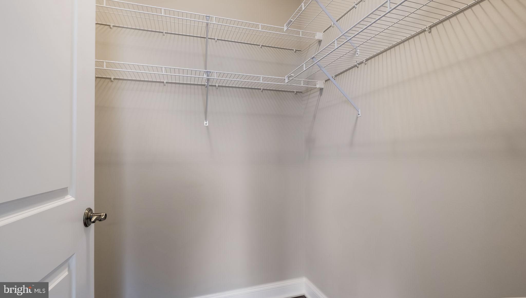 HOLLY FARM ESTATE - Residential