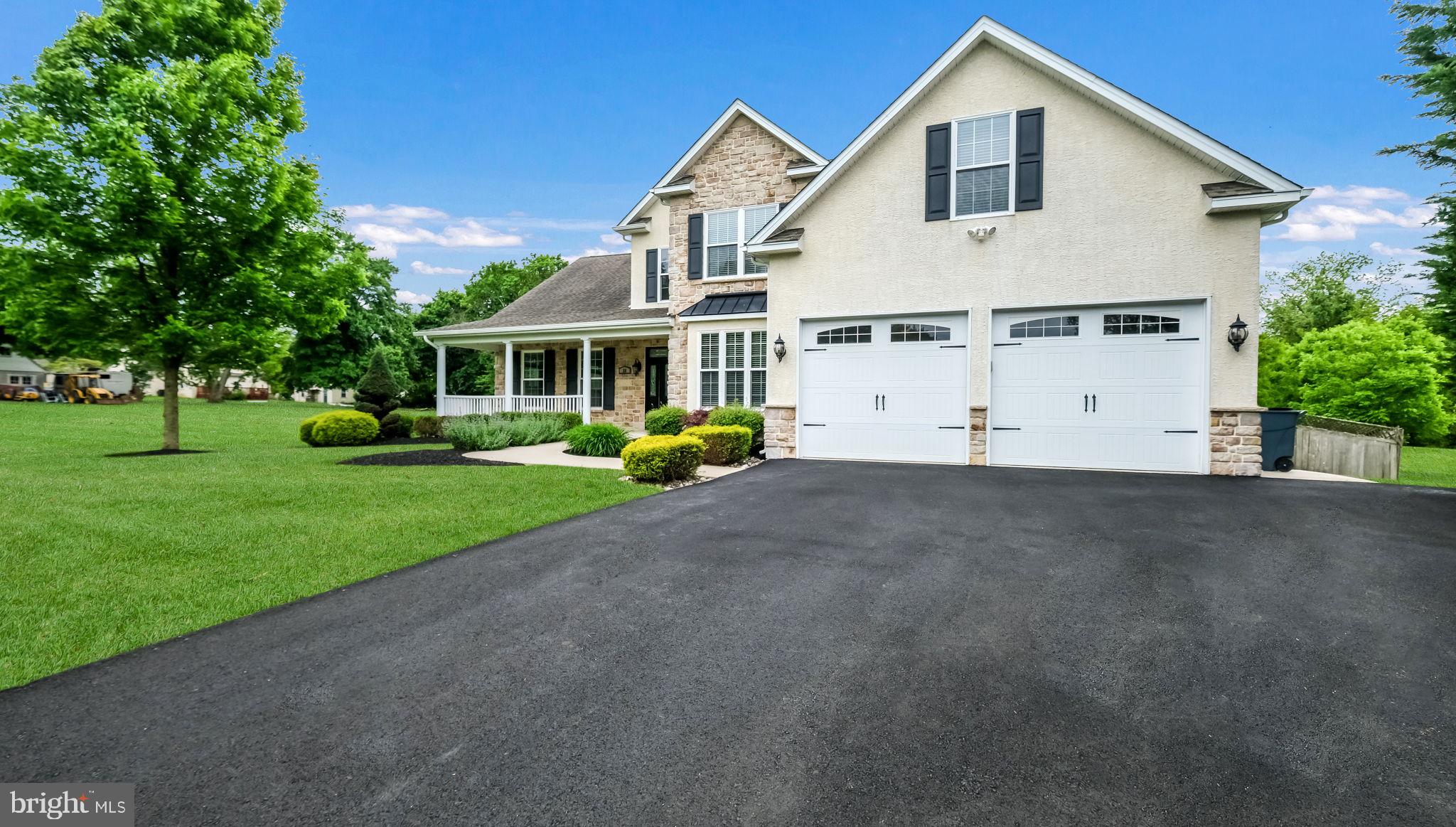 HOLLY FARM ESTATE - Residential