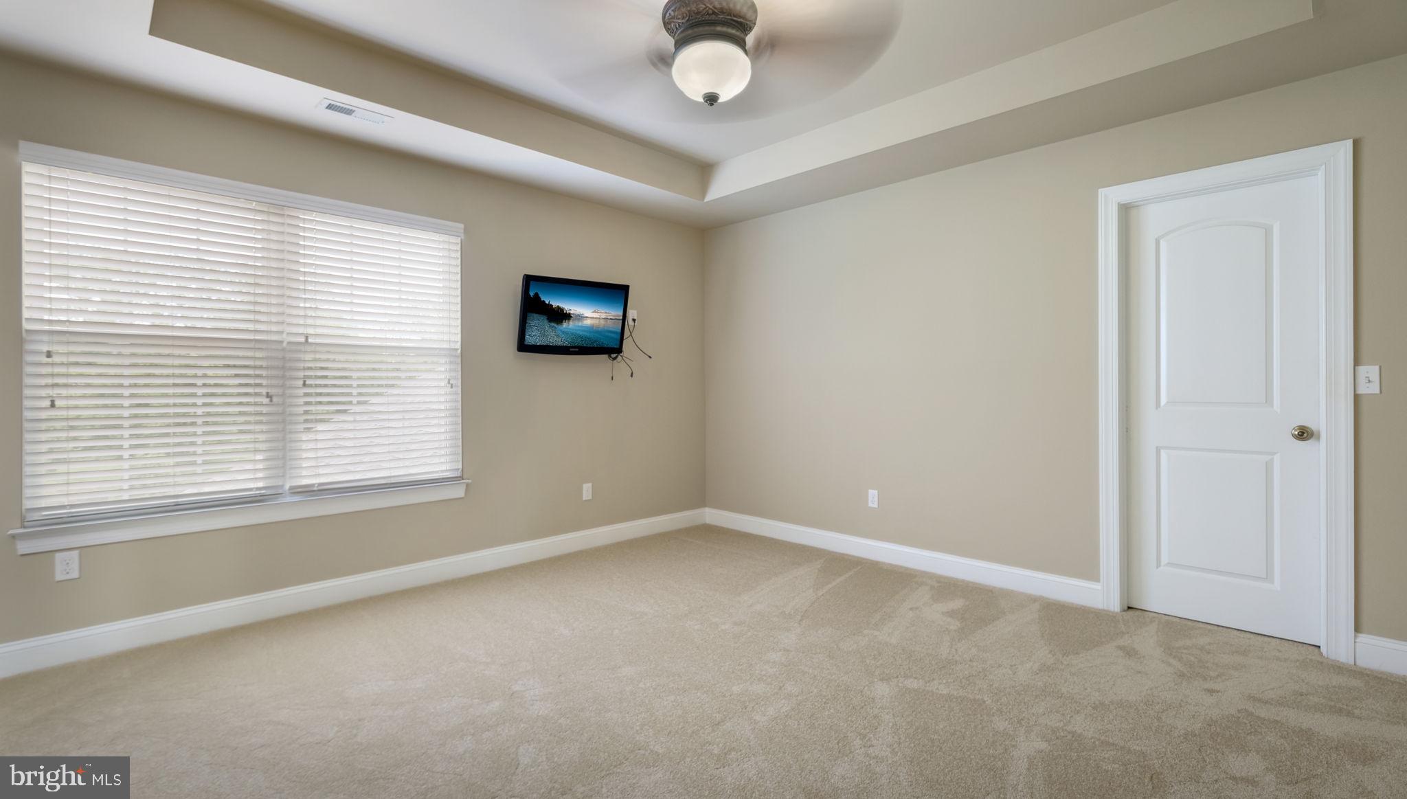 HOLLY FARM ESTATE - Residential