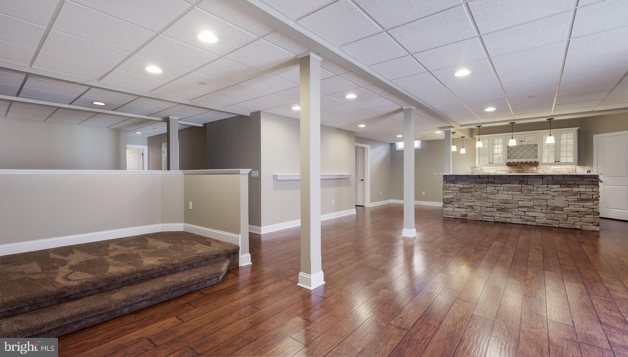 HOLLY FARM ESTATE - Residential