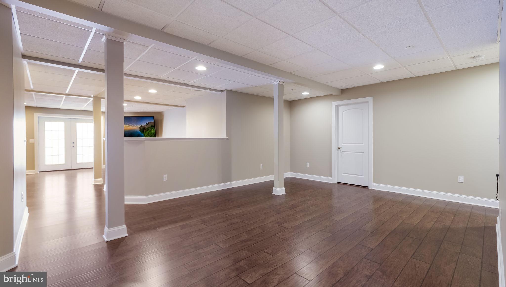 HOLLY FARM ESTATE - Residential