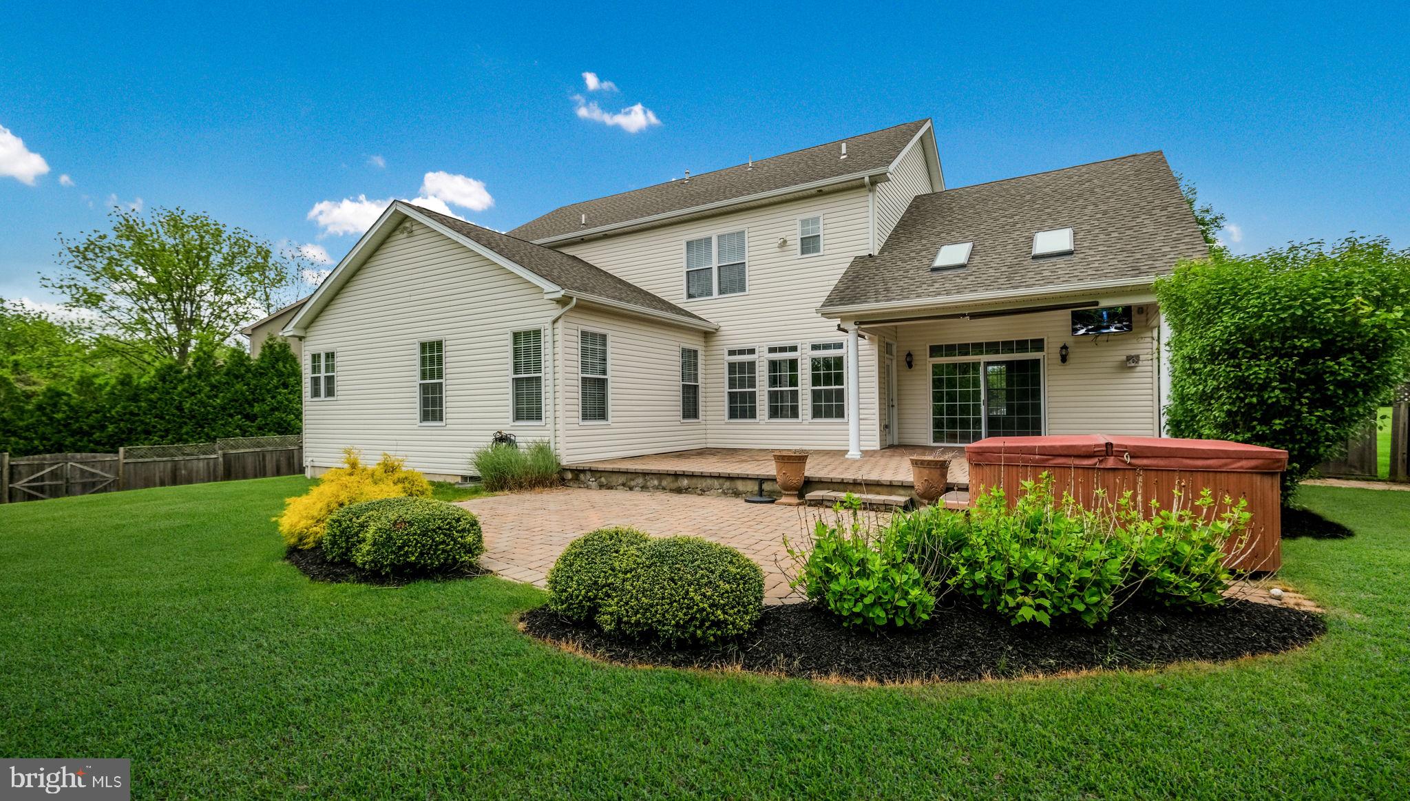 HOLLY FARM ESTATE - Residential