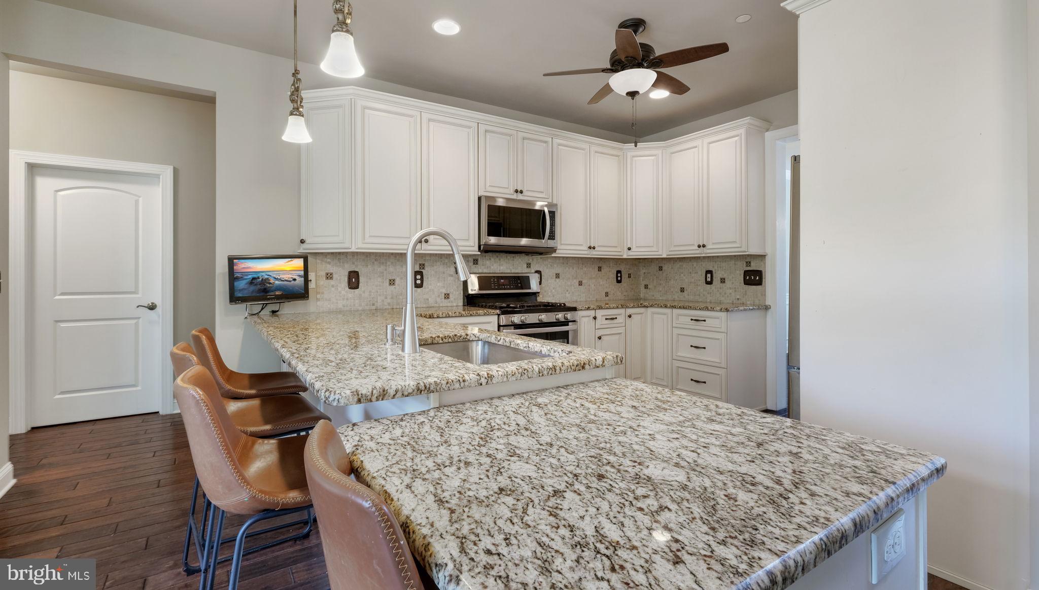 HOLLY FARM ESTATE - Residential