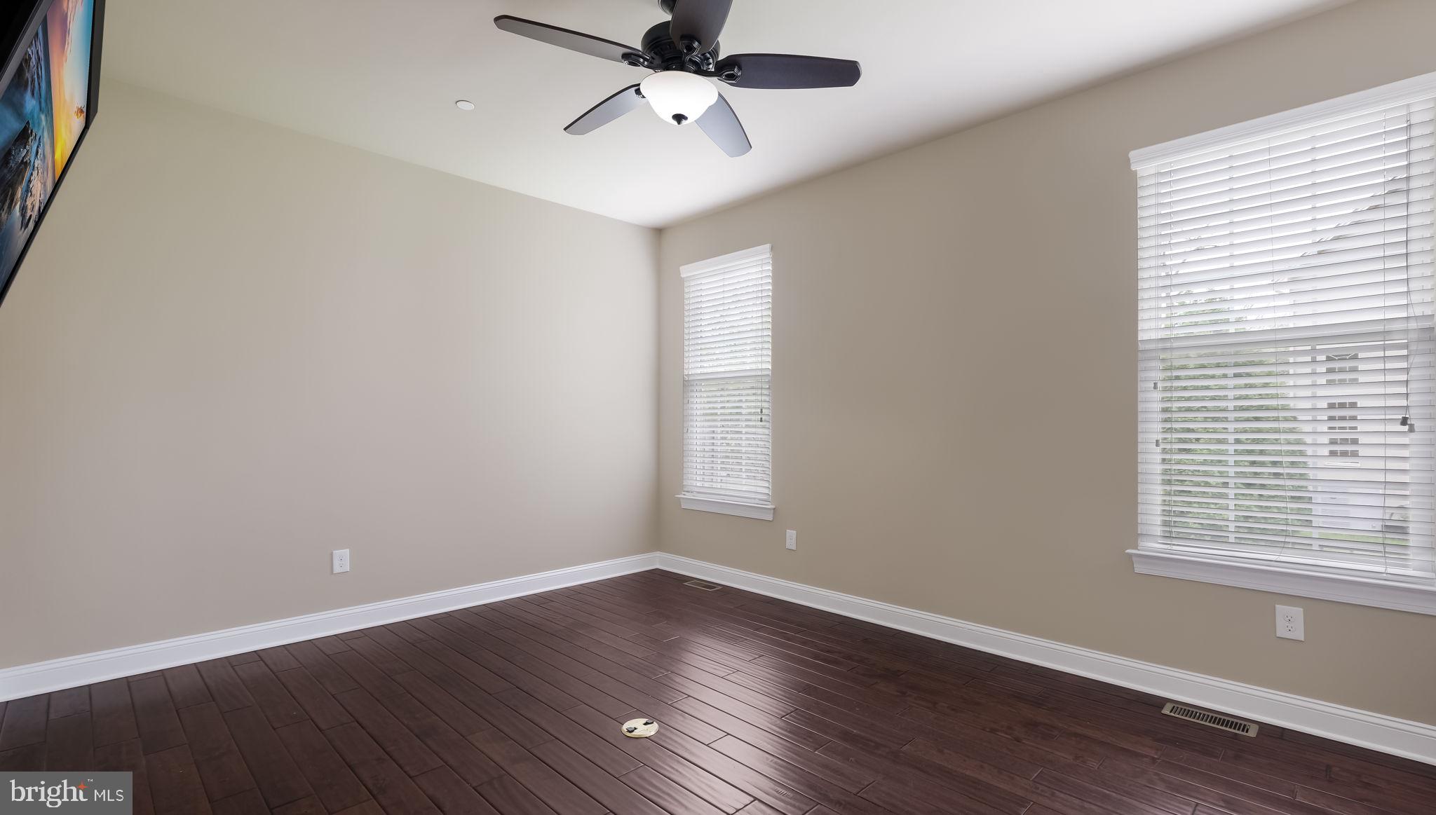 HOLLY FARM ESTATE - Residential