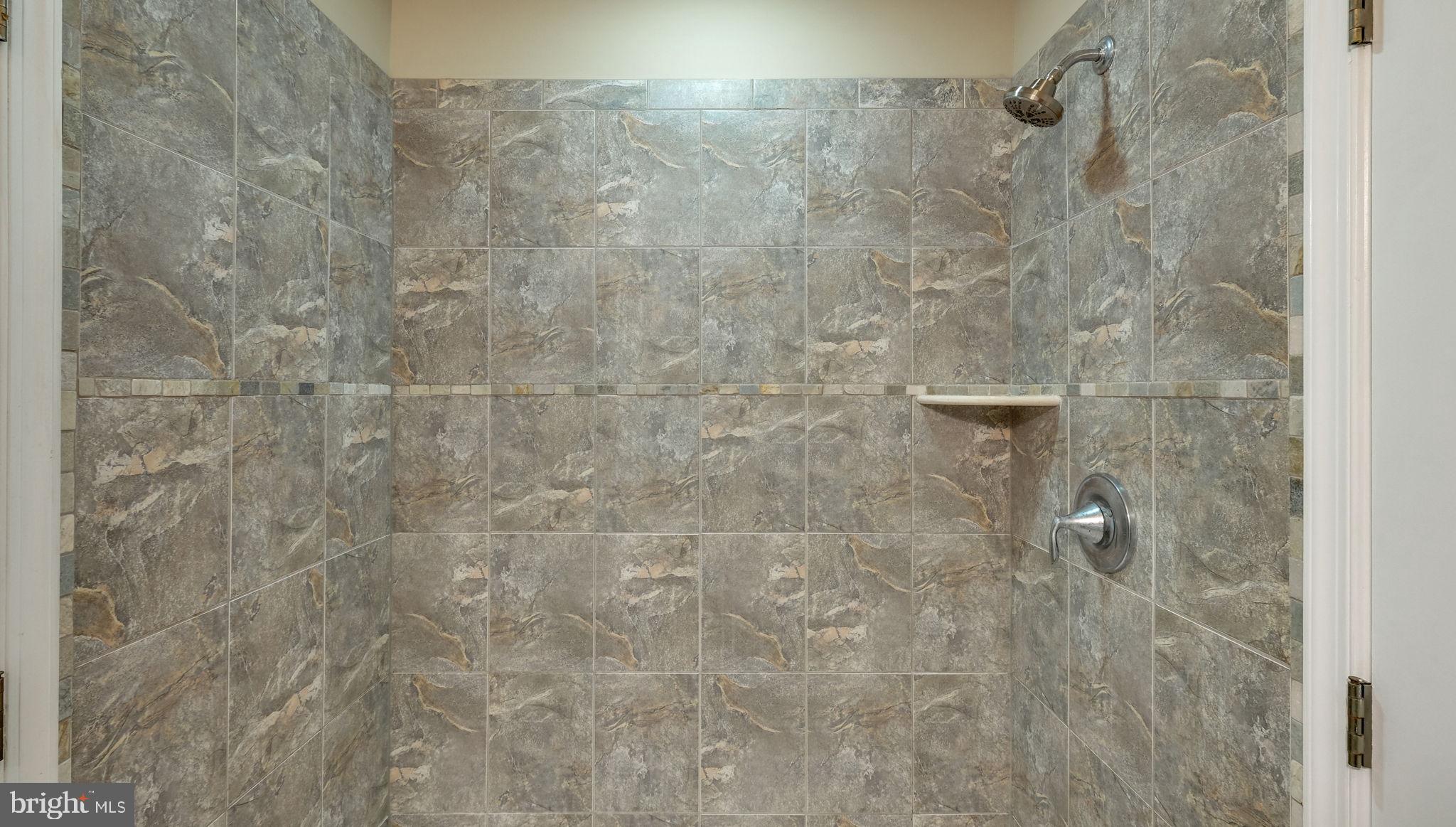 HOLLY FARM ESTATE - Residential