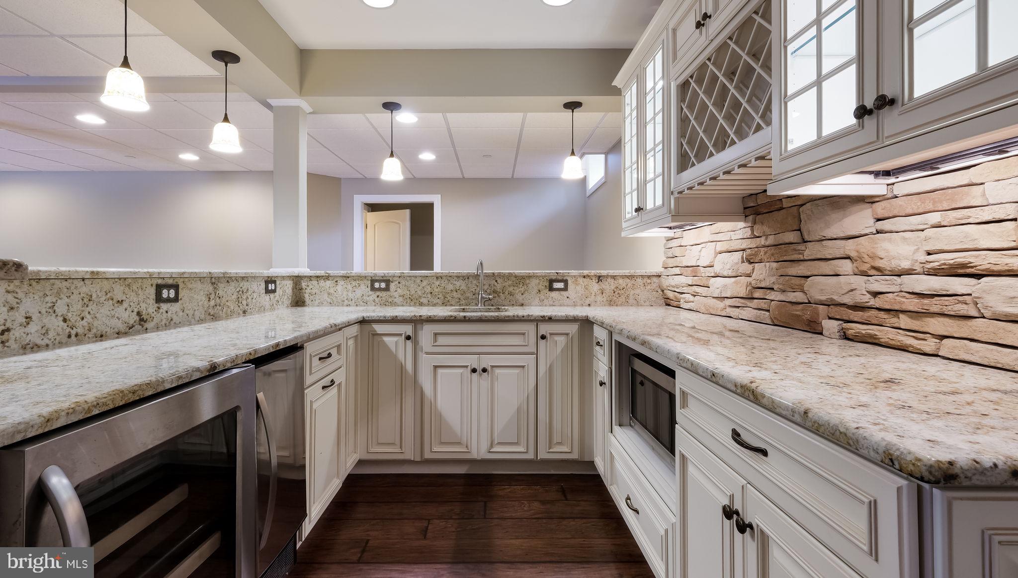 HOLLY FARM ESTATE - Residential