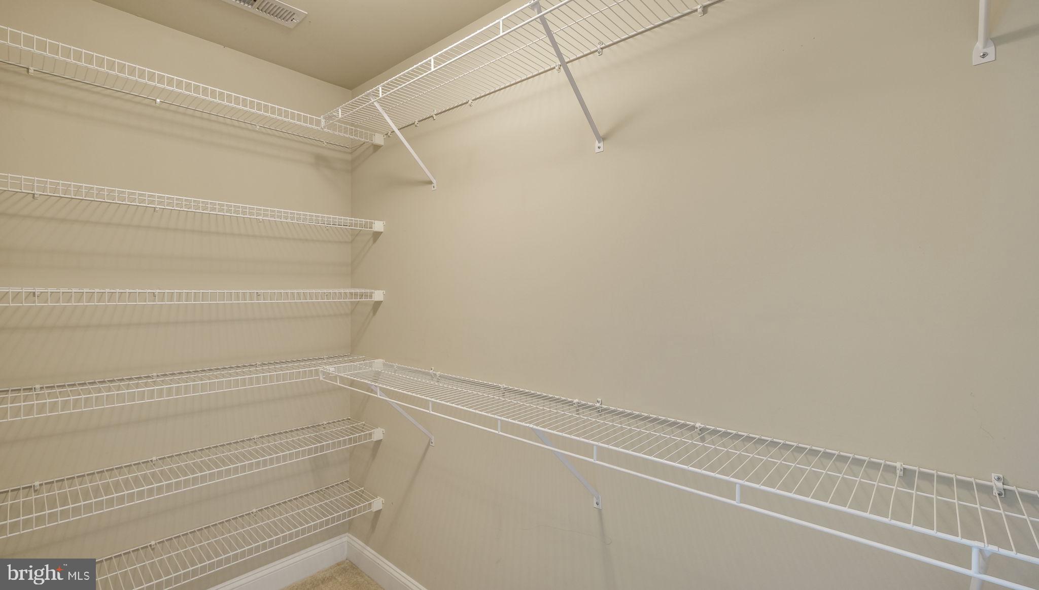 HOLLY FARM ESTATE - Residential