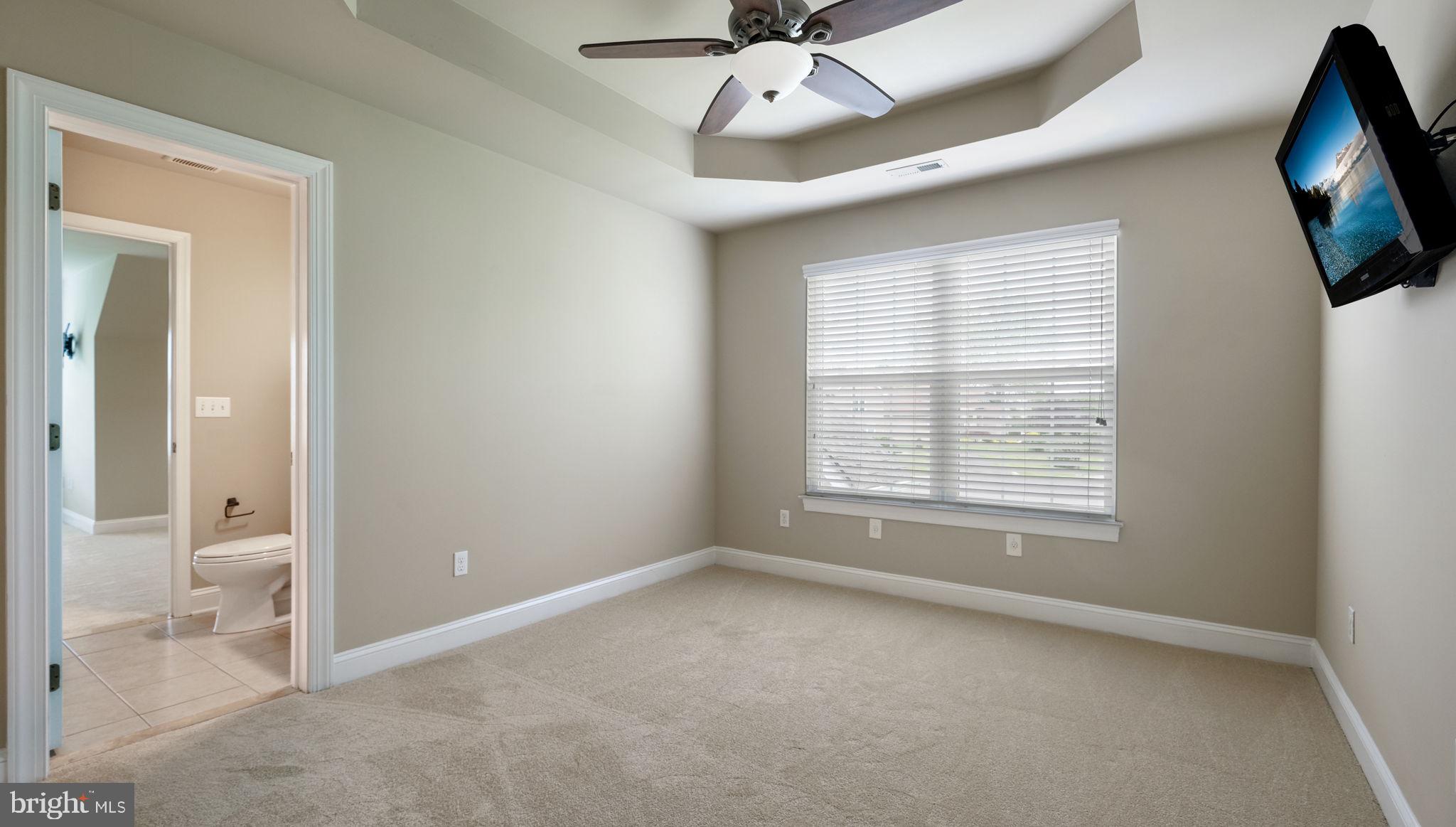 HOLLY FARM ESTATE - Residential