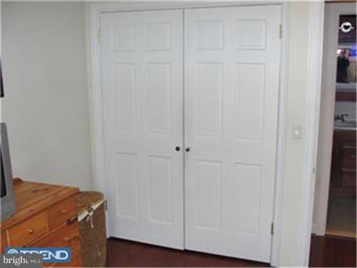 OLD CITY - Residential Lease