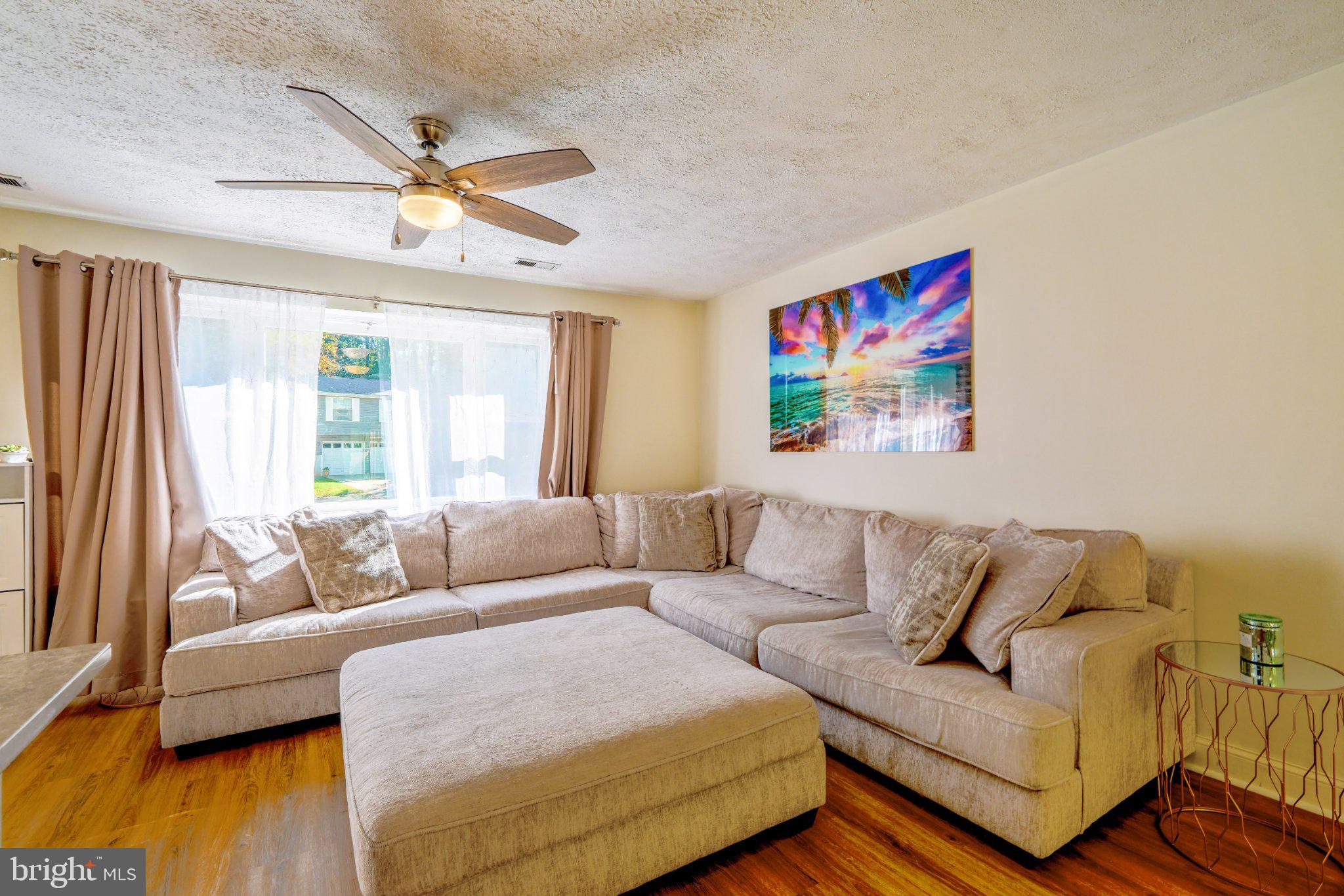 936 MARINE DRIVE
