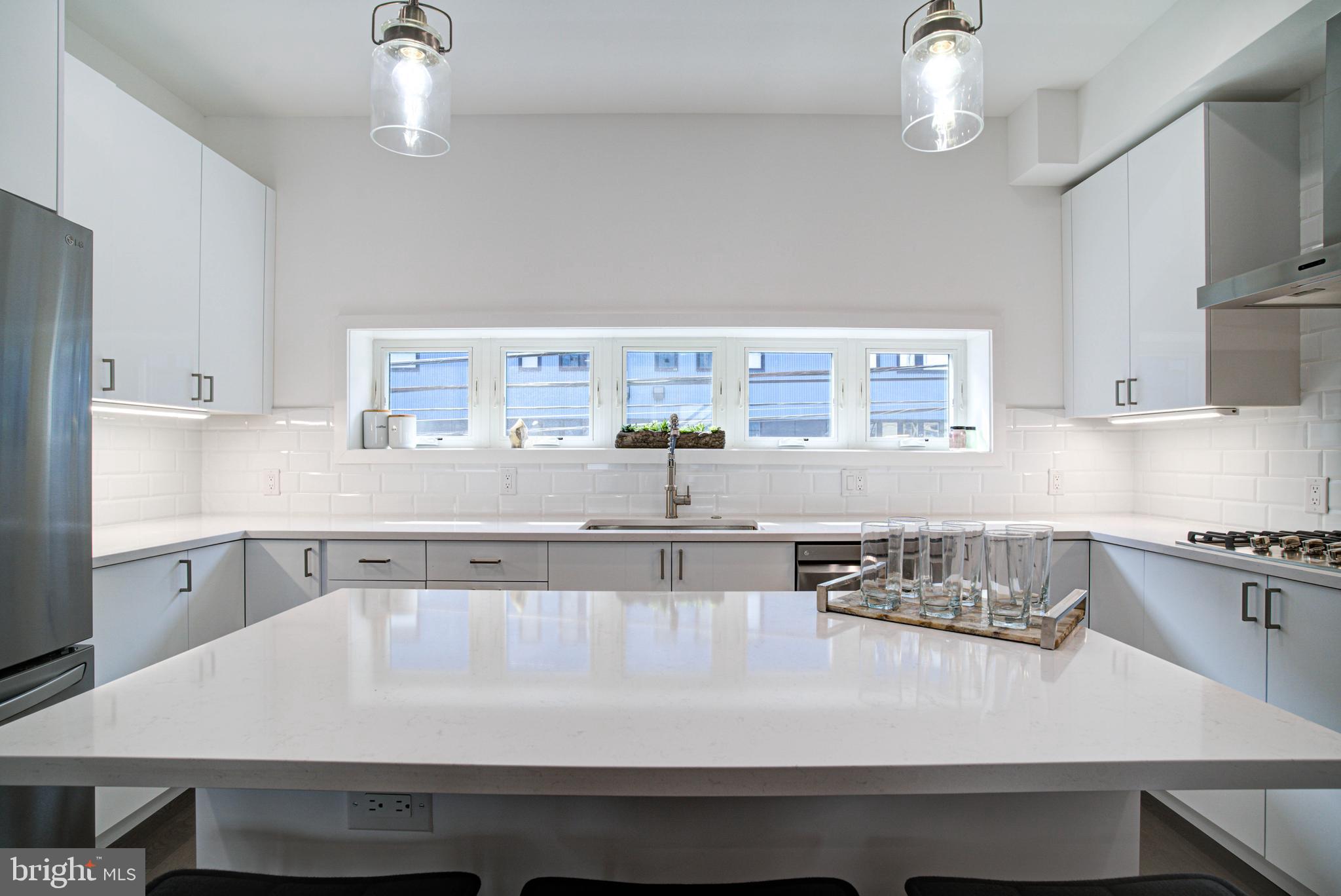 OLDE KENSINGTON - Residential