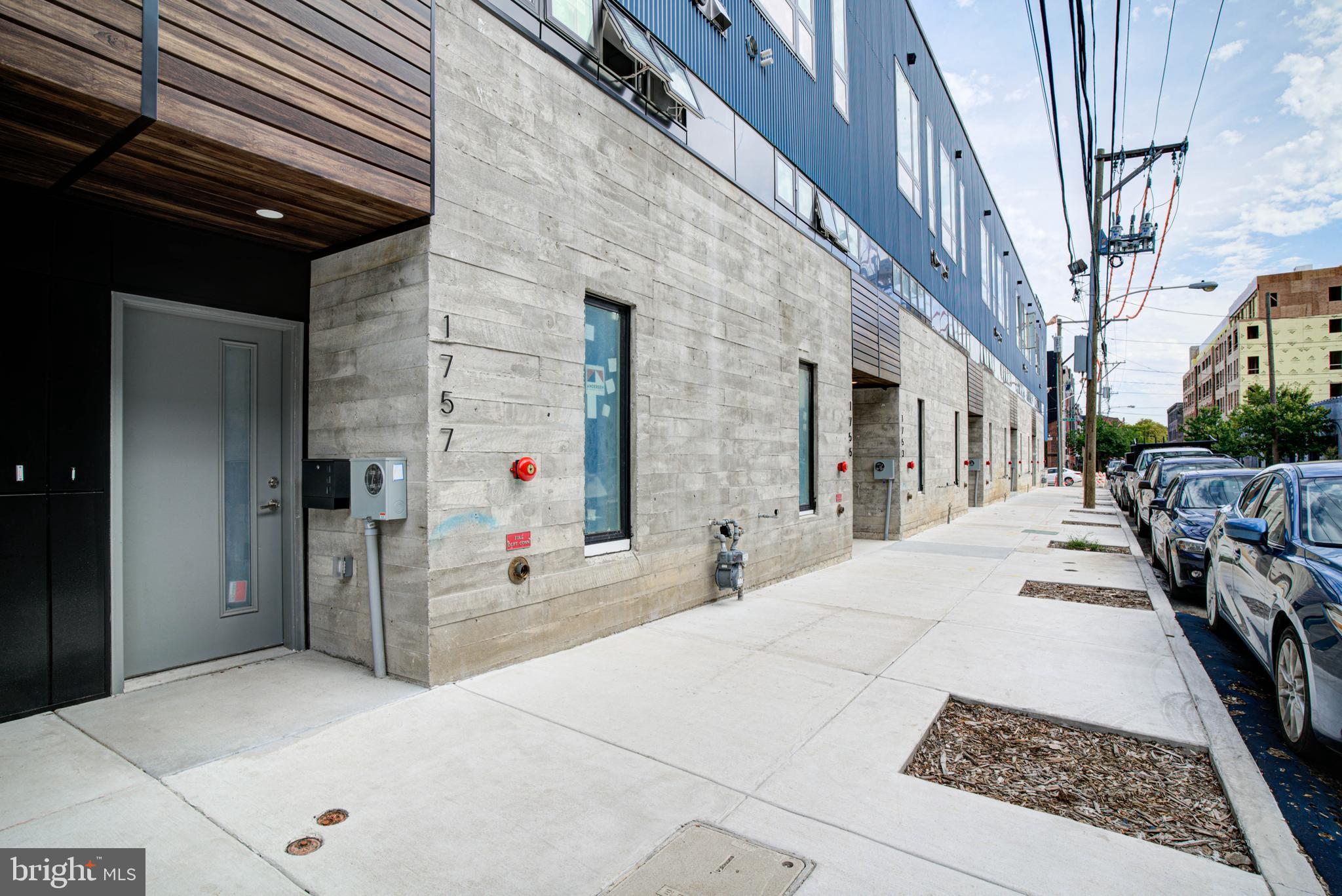 OLDE KENSINGTON - Residential