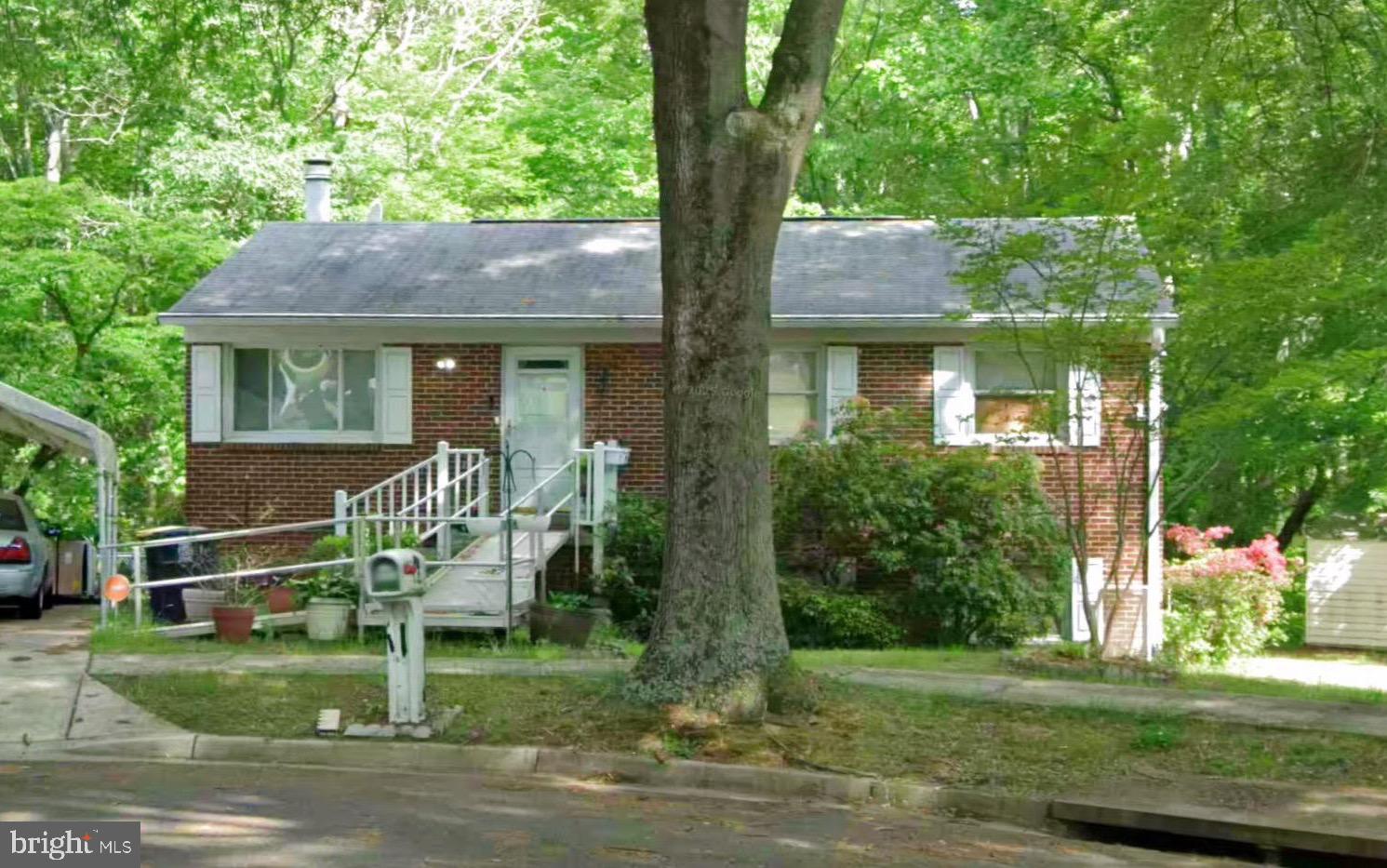 4001 TERRYTOWN COURT