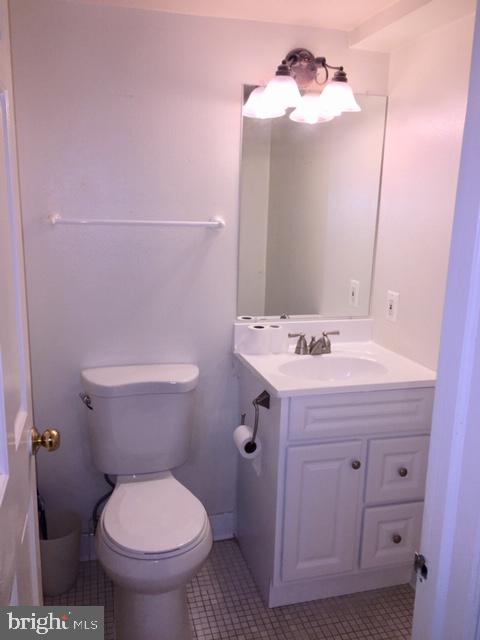 THE COLONIES - Residential Lease