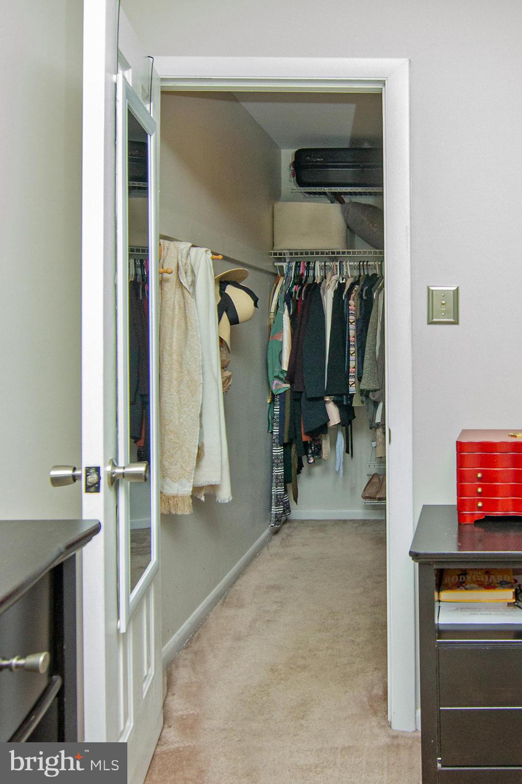 RESERVOIR RIDGE - Residential