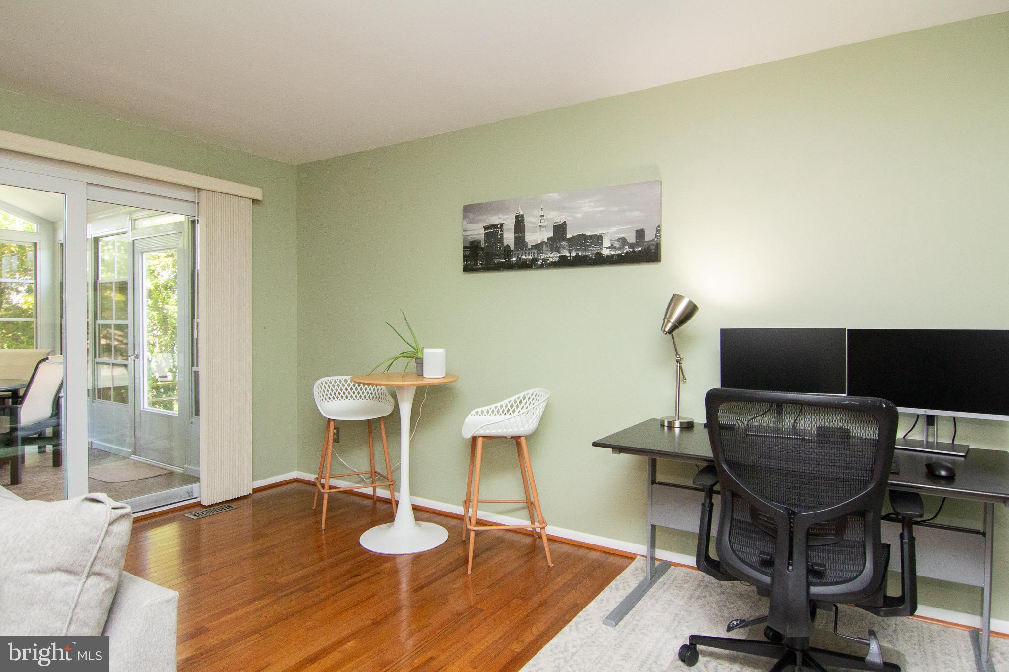 RESERVOIR RIDGE - Residential