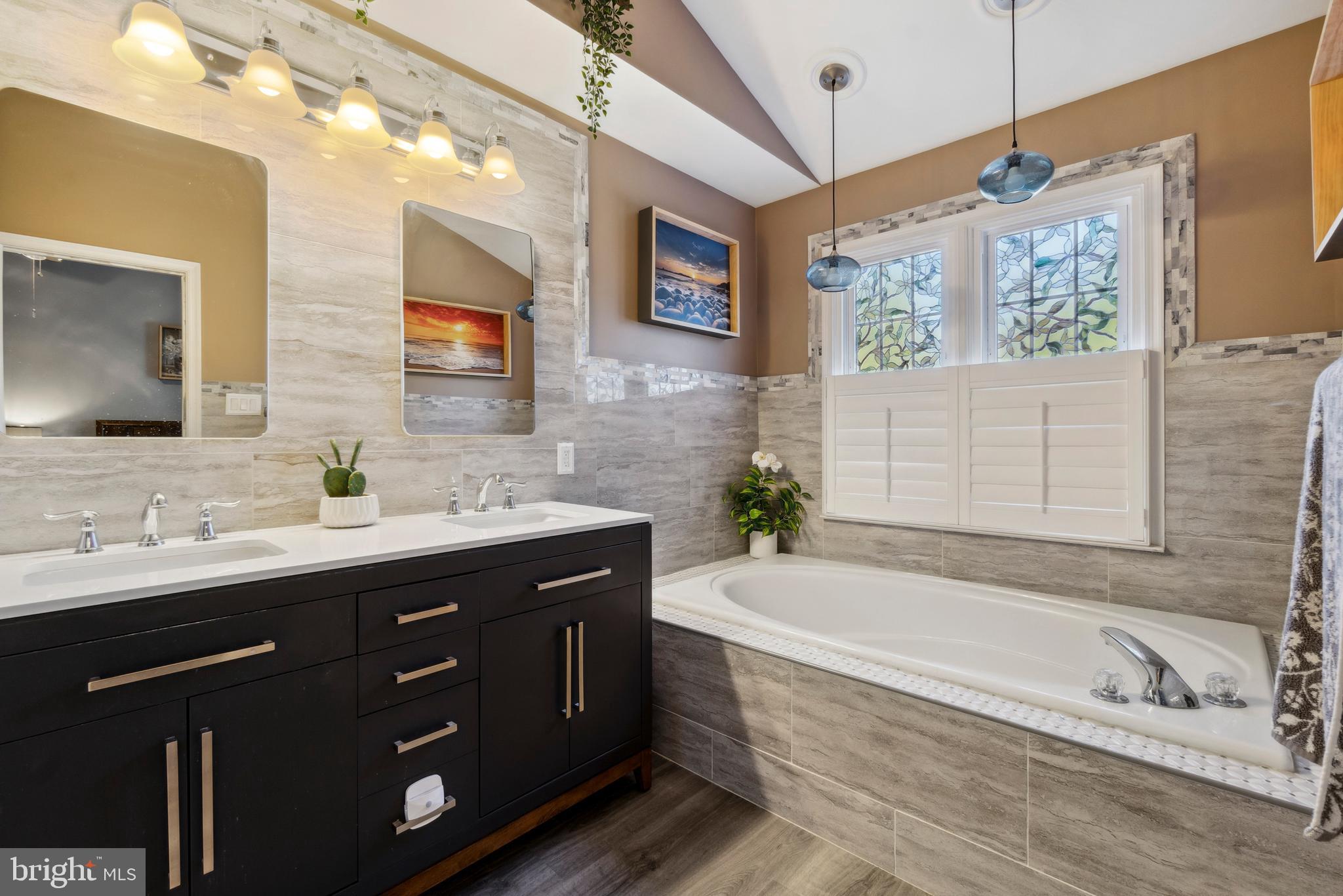 WILLOWOOD - Residential