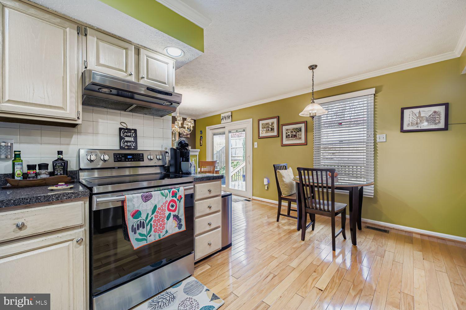 SHEPHERDS GLEN - Residential