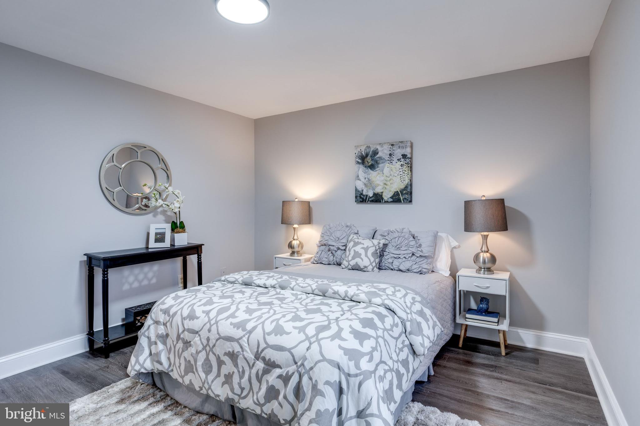 NEWINGTON FOREST - Residential