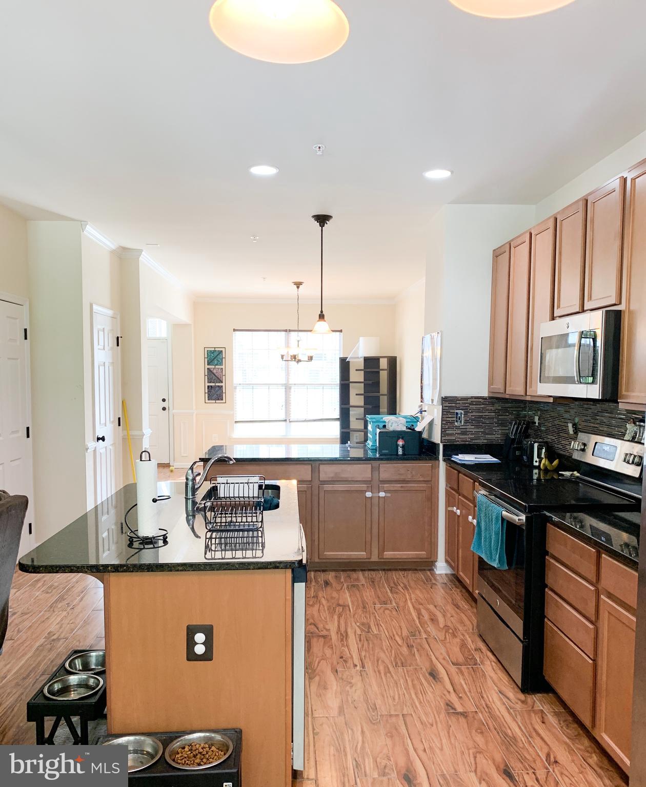 ELIZABETH HILLS PHASE 1 - Residential Lease